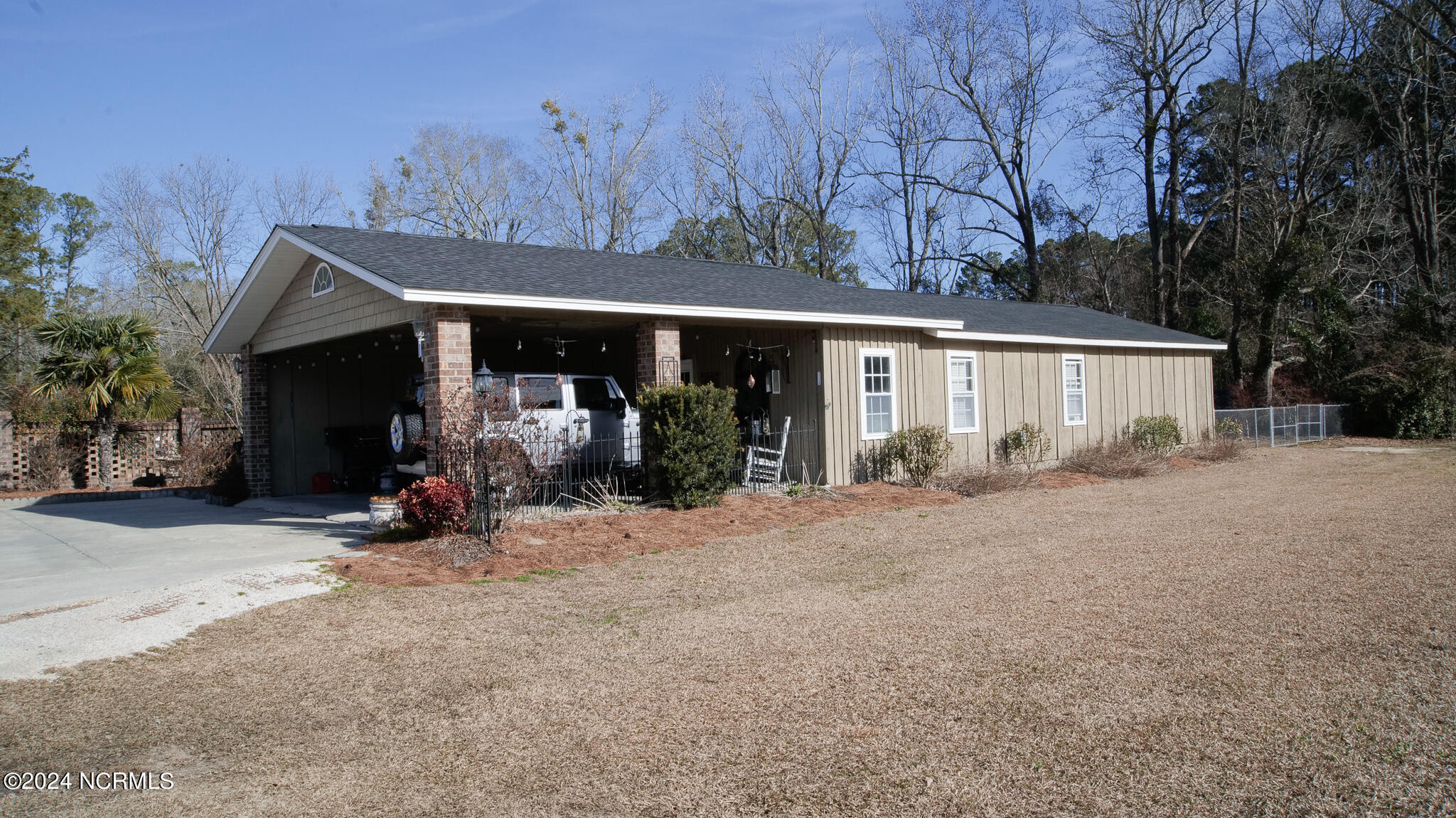 1404 Spivey Road Property Photo 9