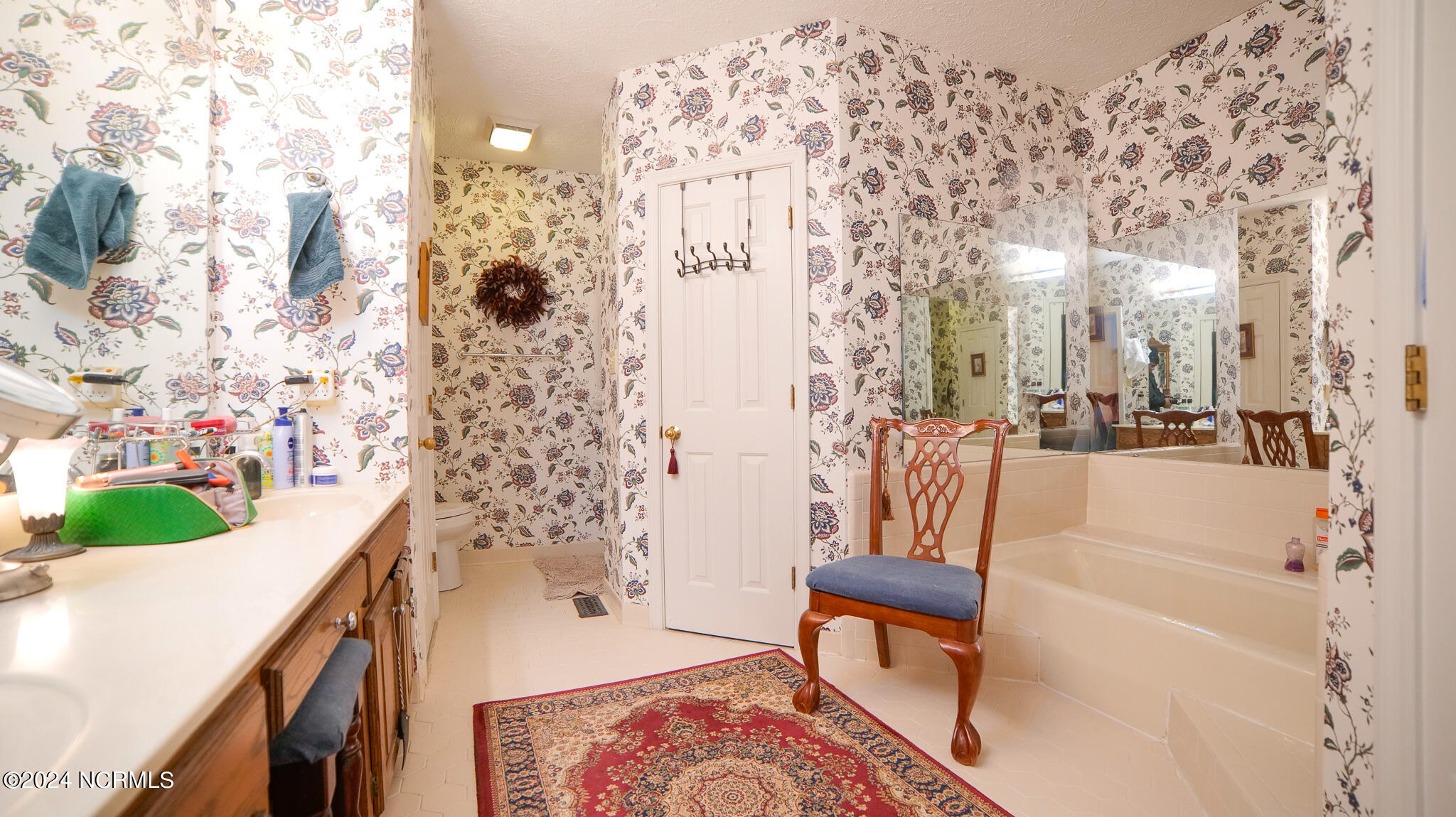 1404 Spivey Road Property Photo 54