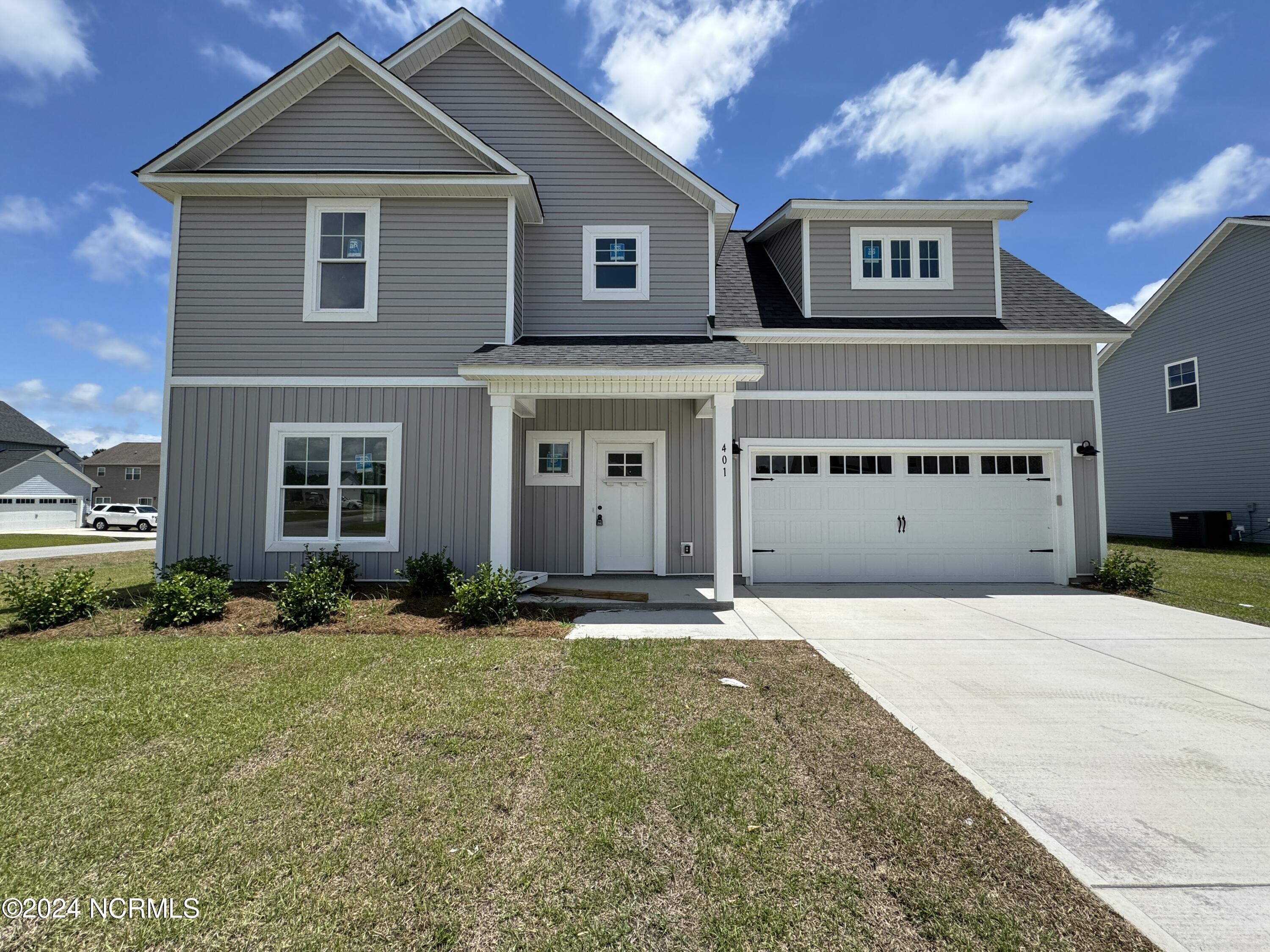 401 Bay Harbor Court Property Photo 2