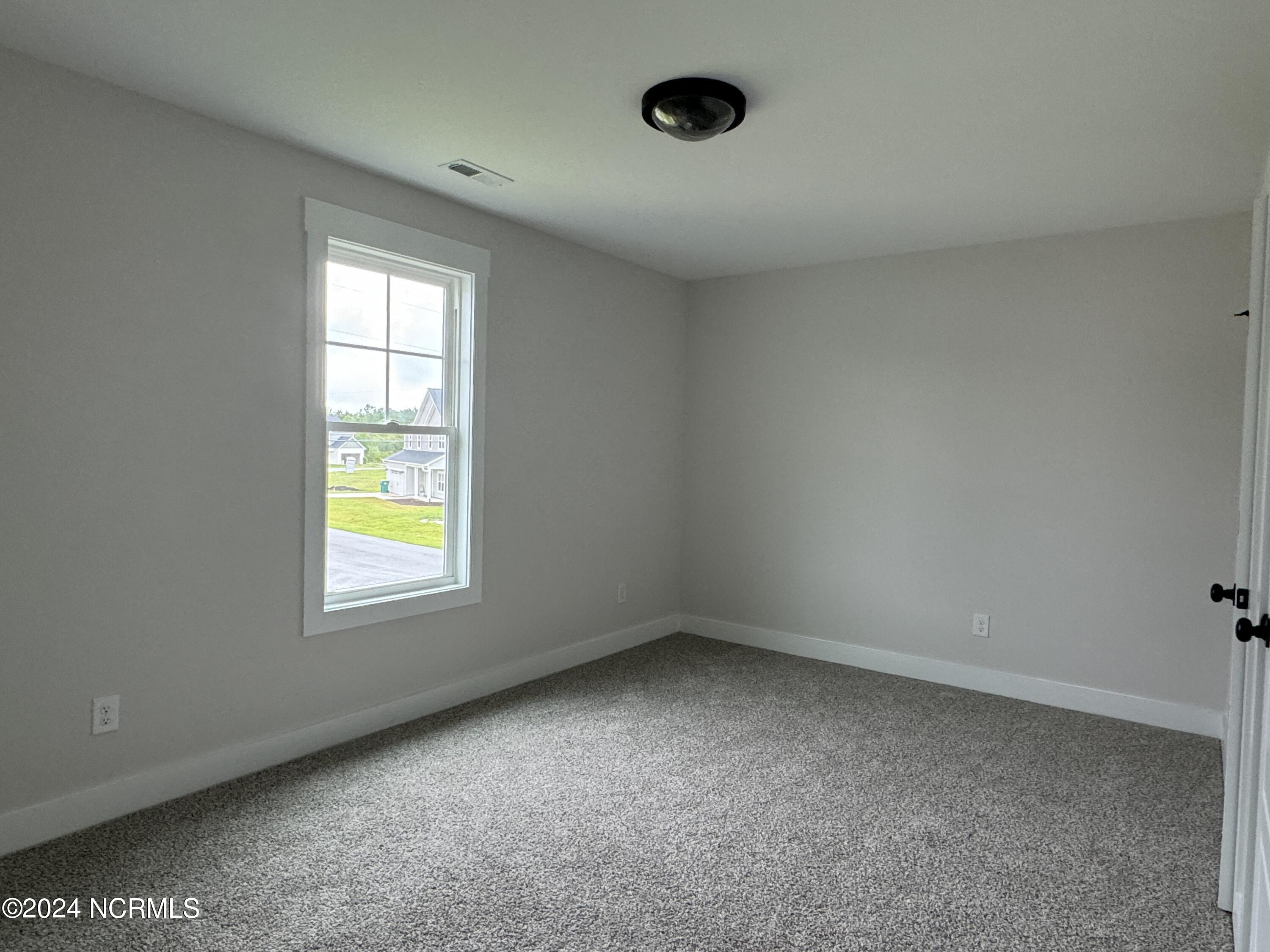 401 Bay Harbor Court Property Photo 18
