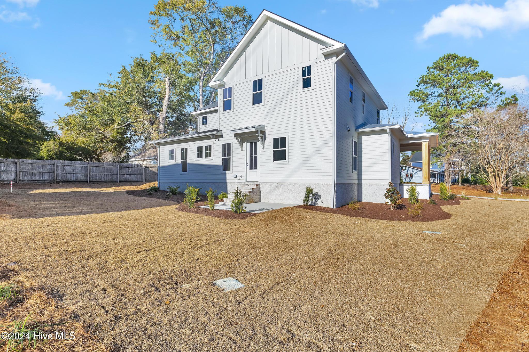 4301 Oak Avenue Property Photo 5