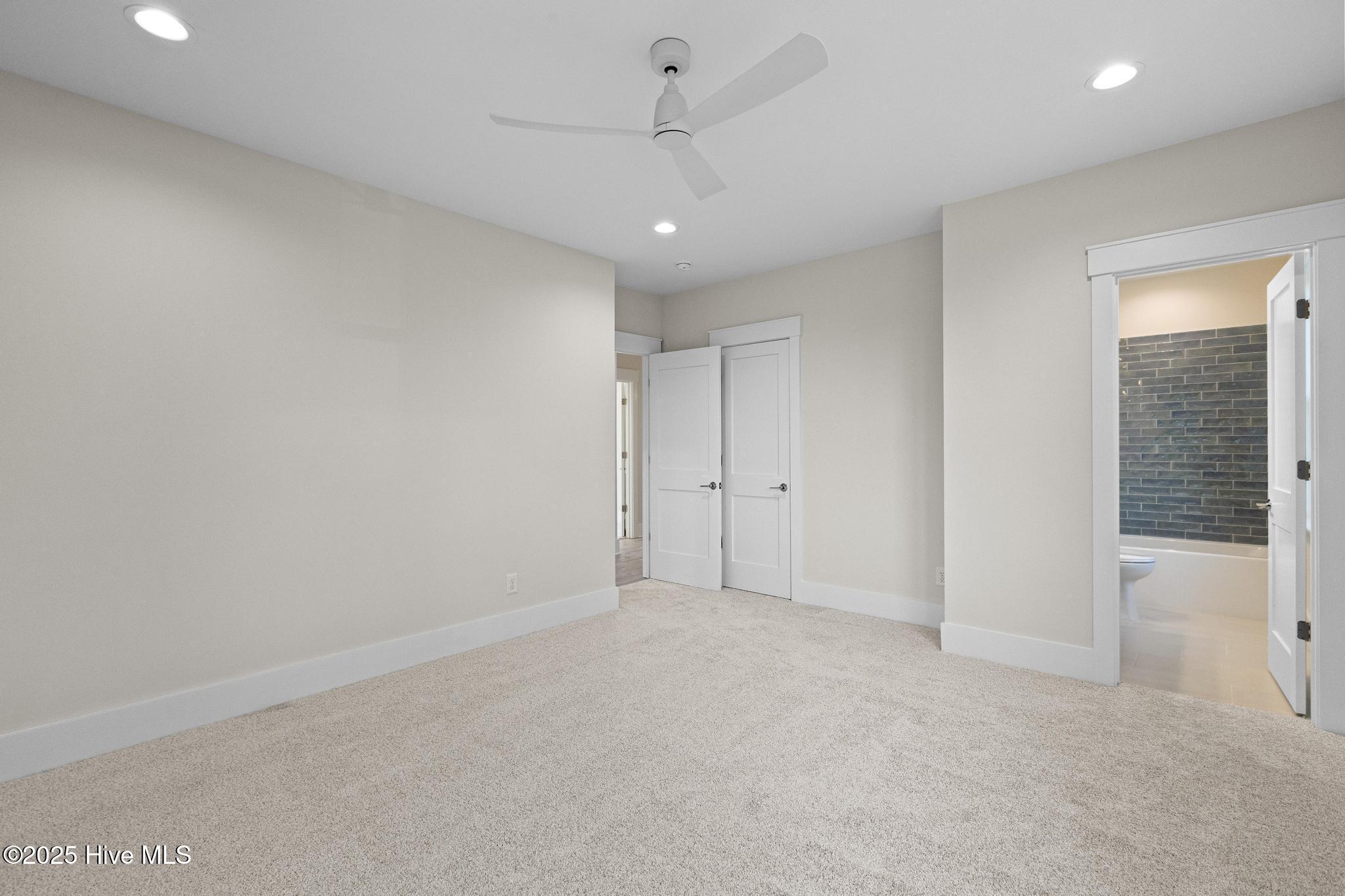 4301 Oak Avenue Property Photo 34