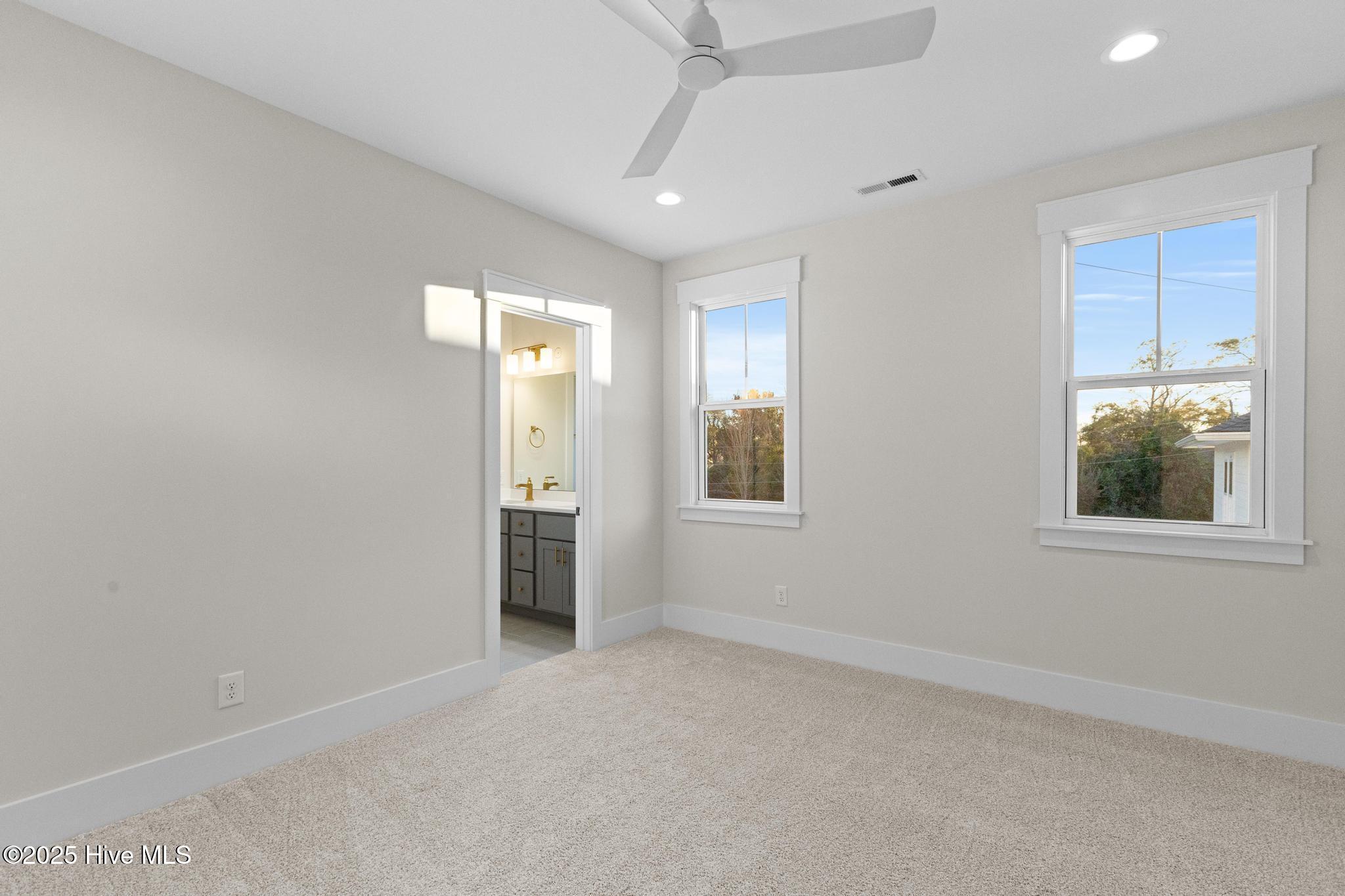 4301 Oak Avenue Property Photo 41