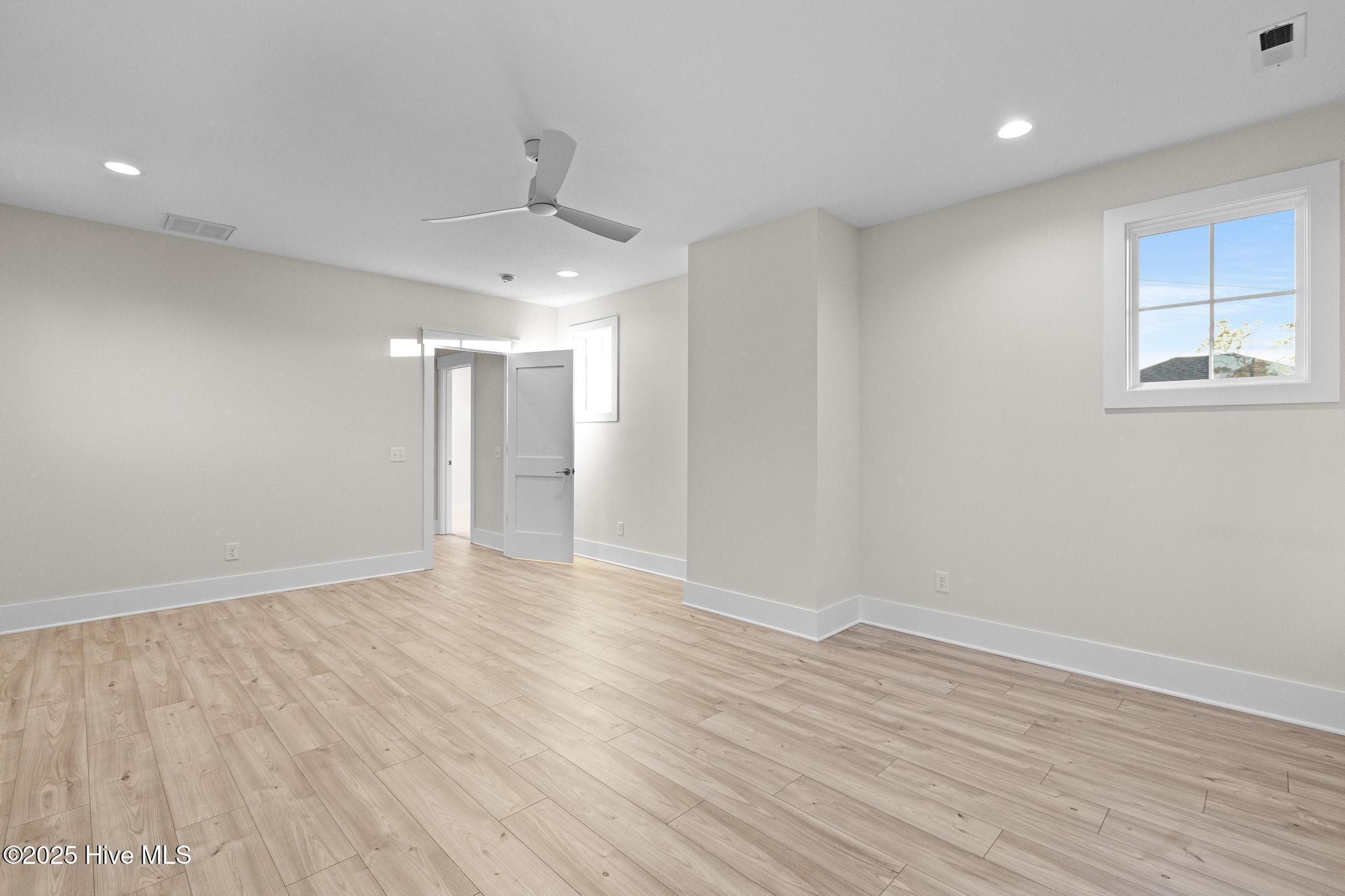 4301 Oak Avenue Property Photo 43