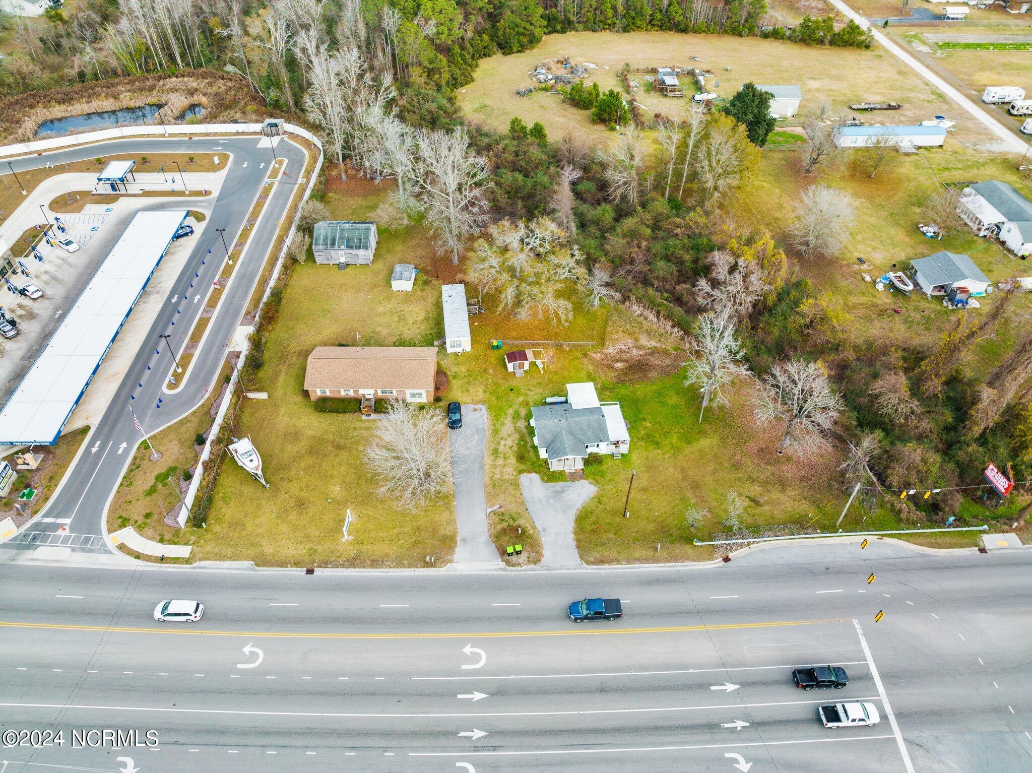 1102 W Corbett Avenue Property Photo 1