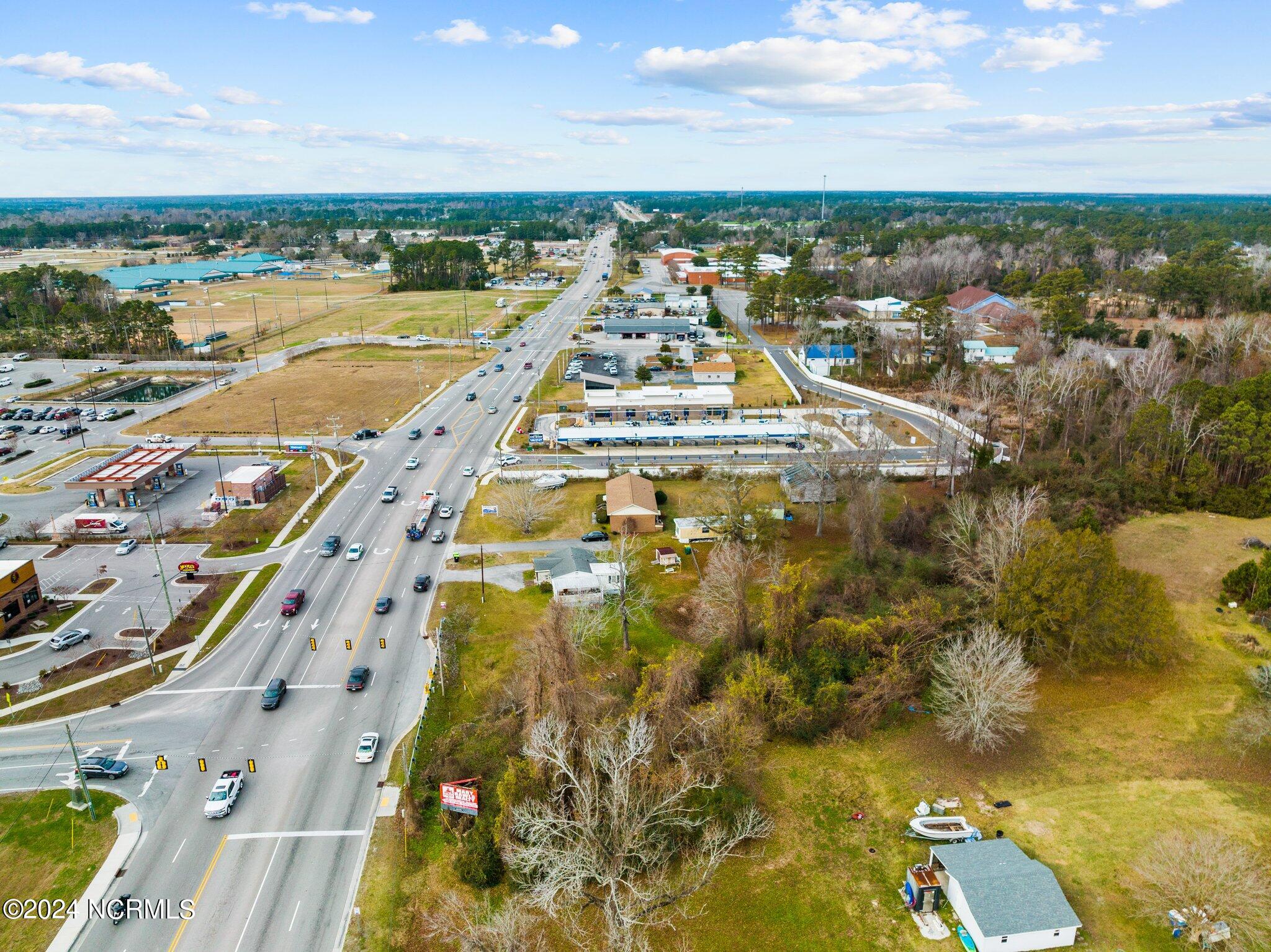 1102 W Corbett Avenue Property Photo 4