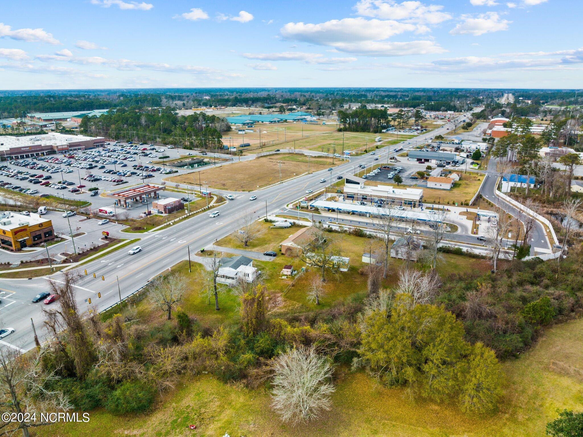 1102 W Corbett Avenue Property Photo 5