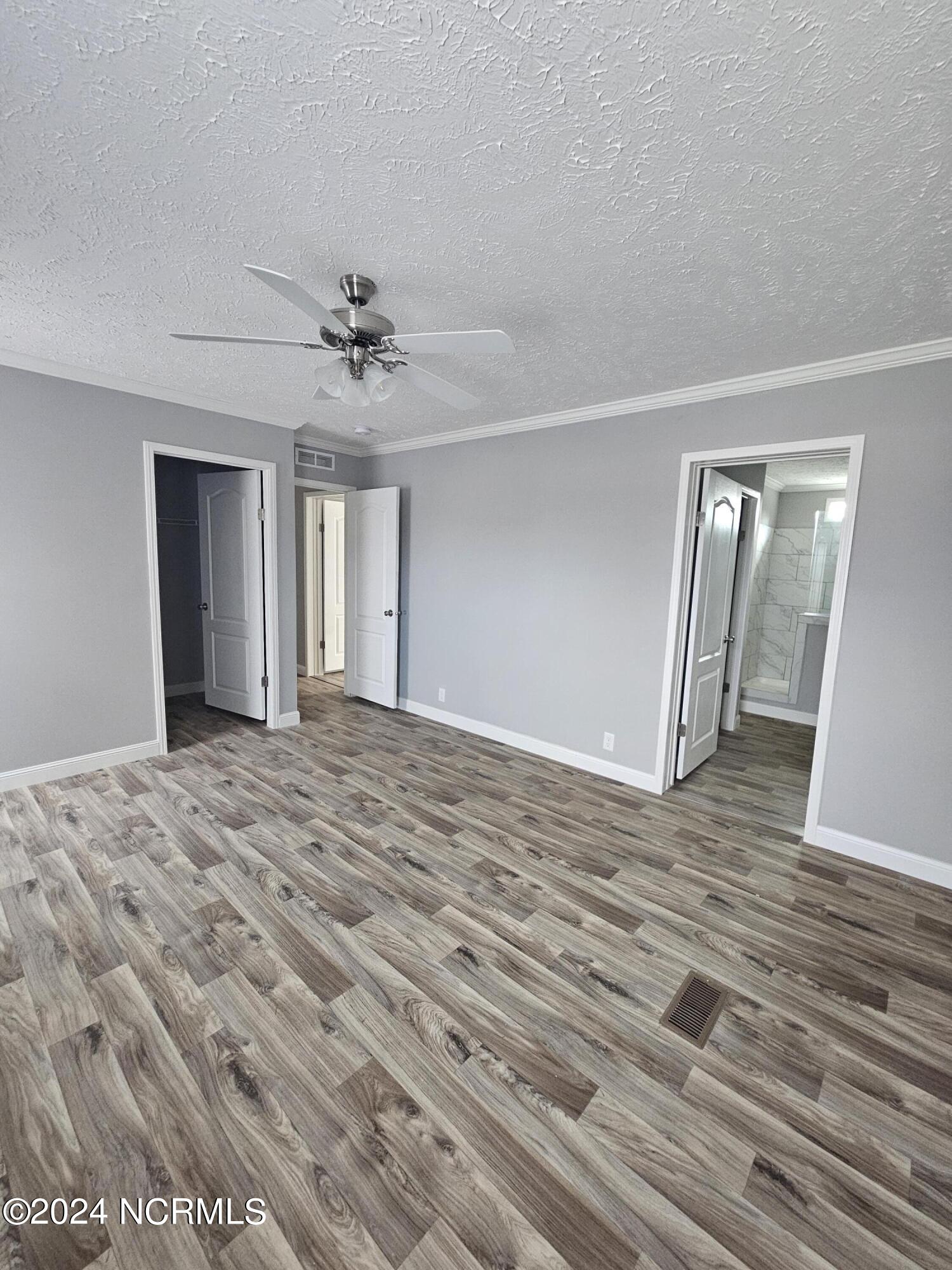 864 Yaupon Drive Property Photo 15