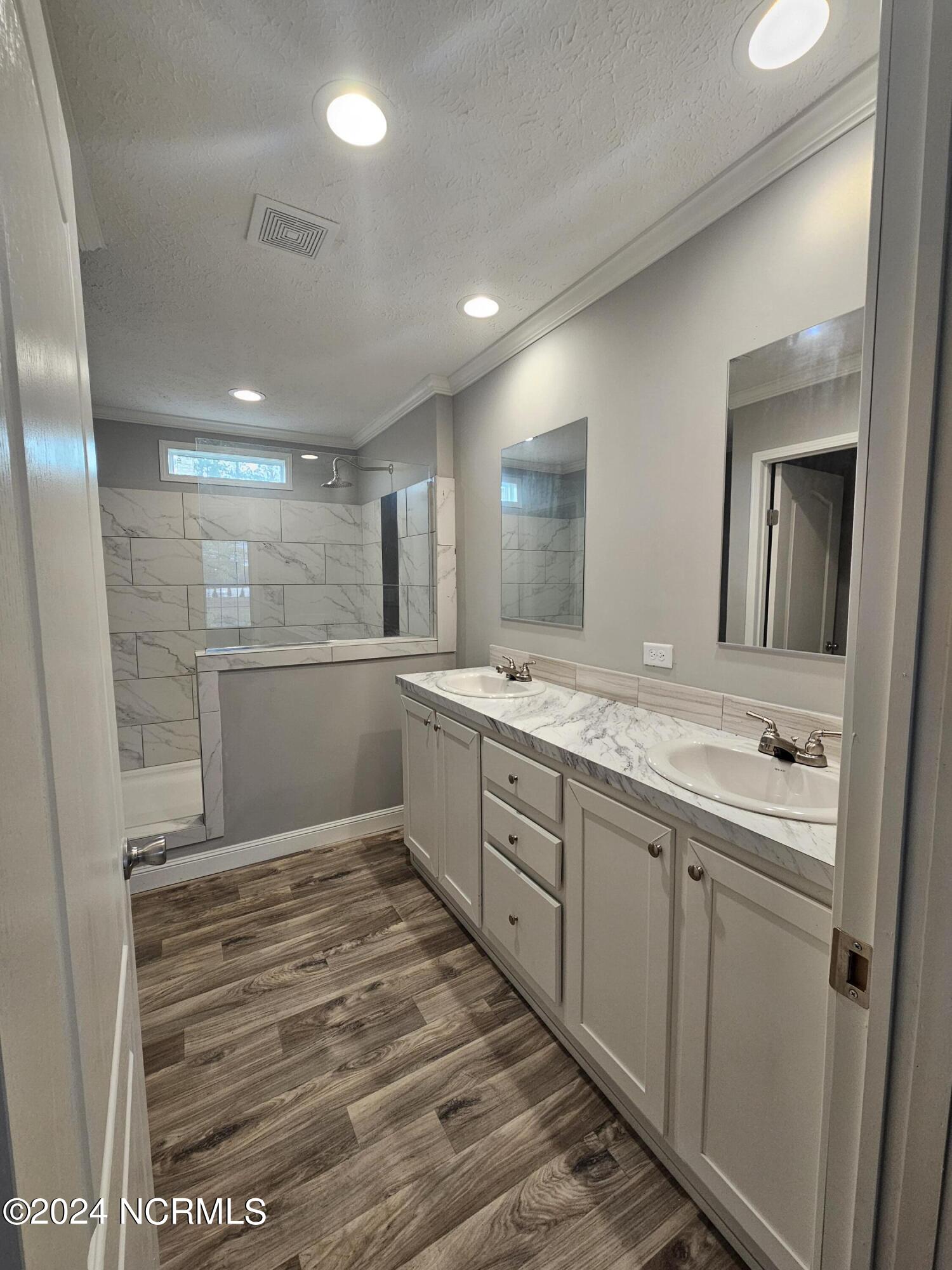 864 Yaupon Drive Property Photo 18