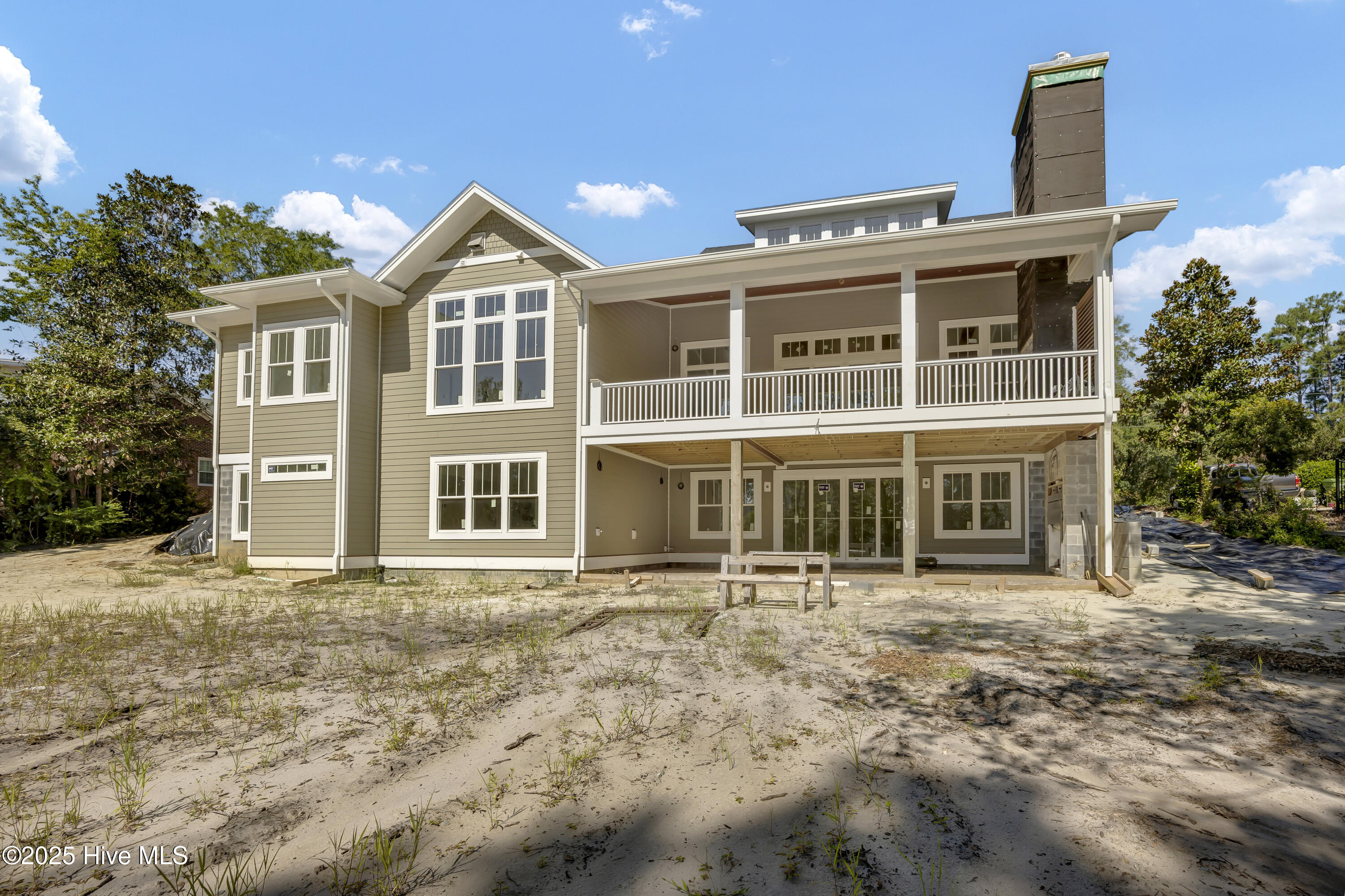 2225 S Live Oak Parkway Property Photo 4