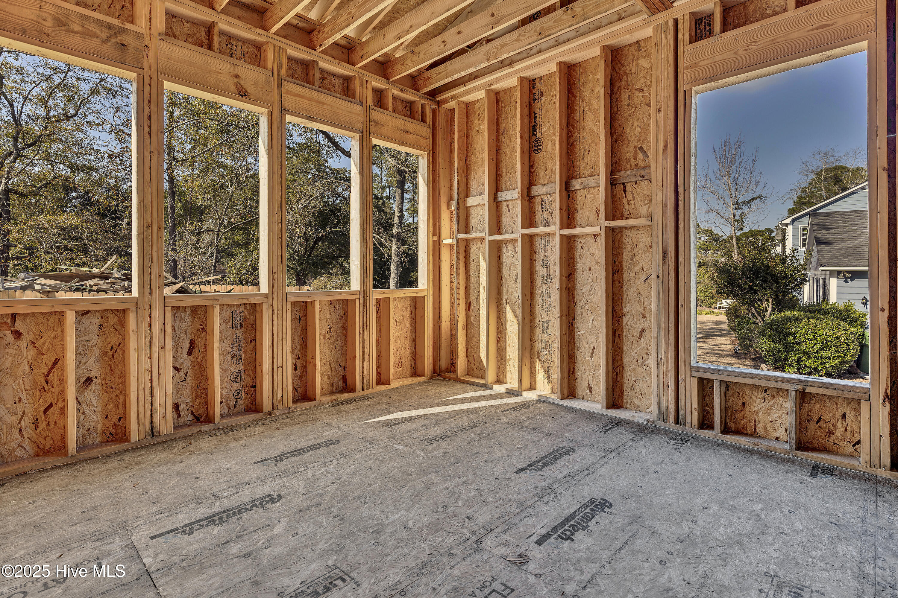 2225 S Live Oak Parkway Property Photo 9