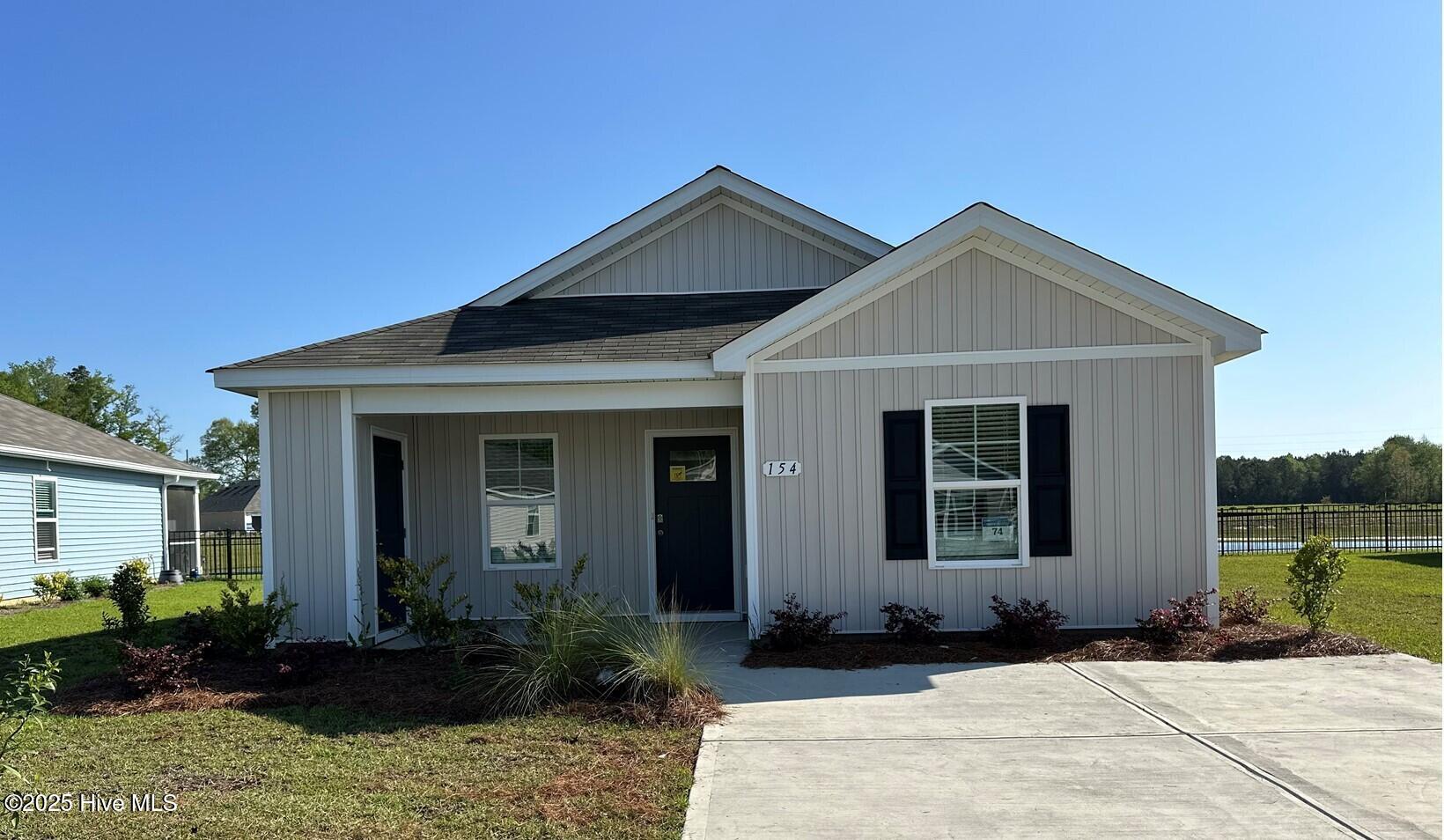 154 Cambridge Drive Property Photo 1