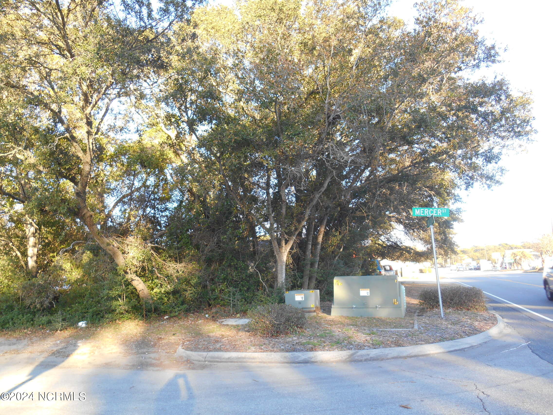 Lot 1 &2 E East Oak Island Drive Property Photo 5