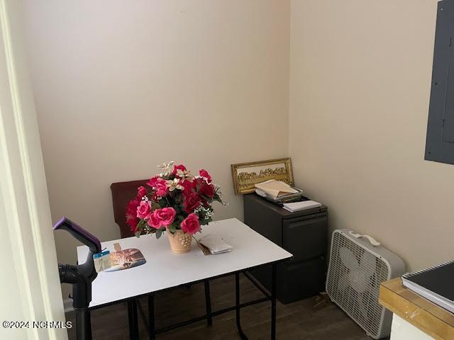 428 Lee Street Property Photo 8