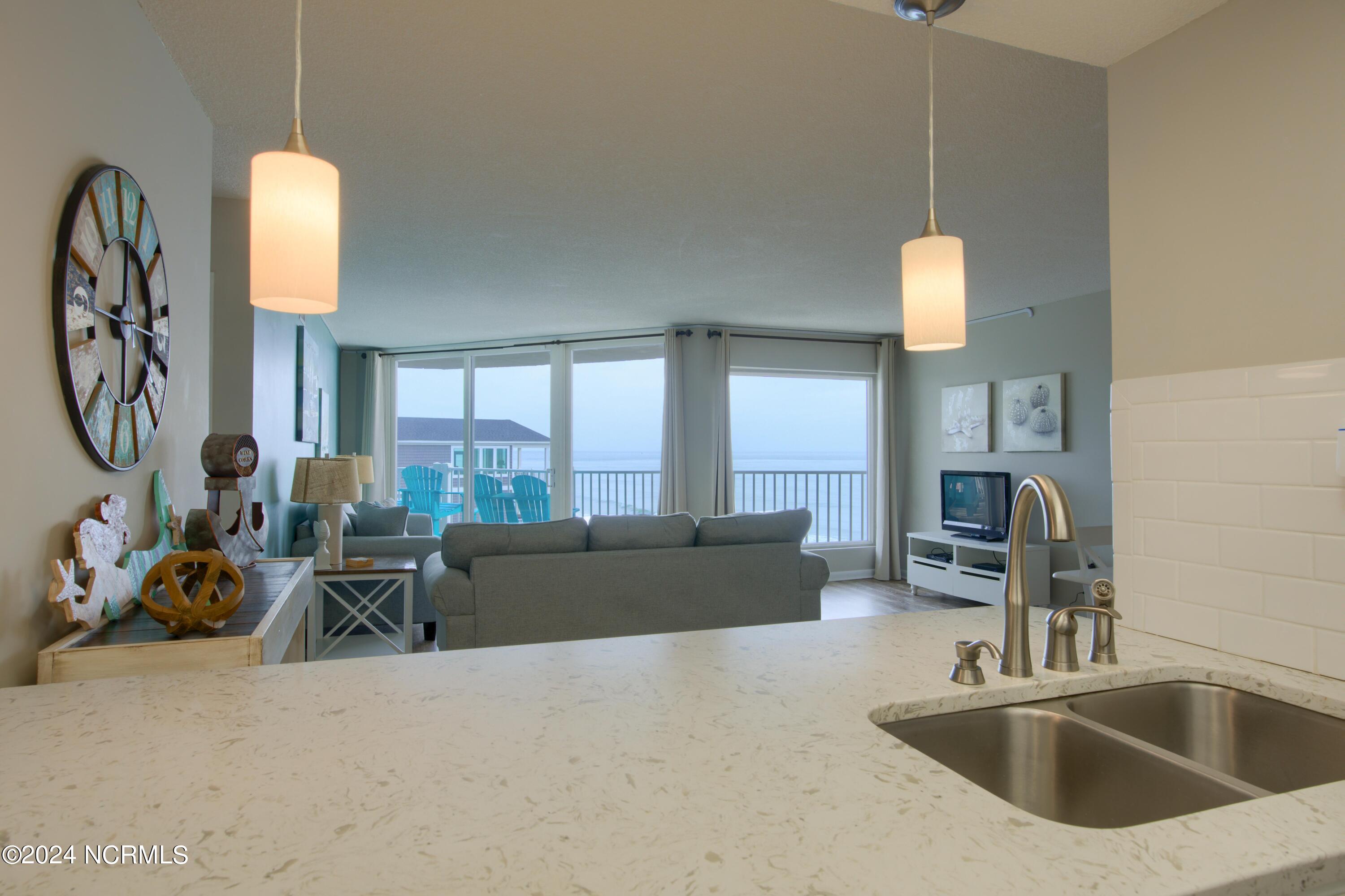 2000 New River Inlet Road 3309 Property Photo 6