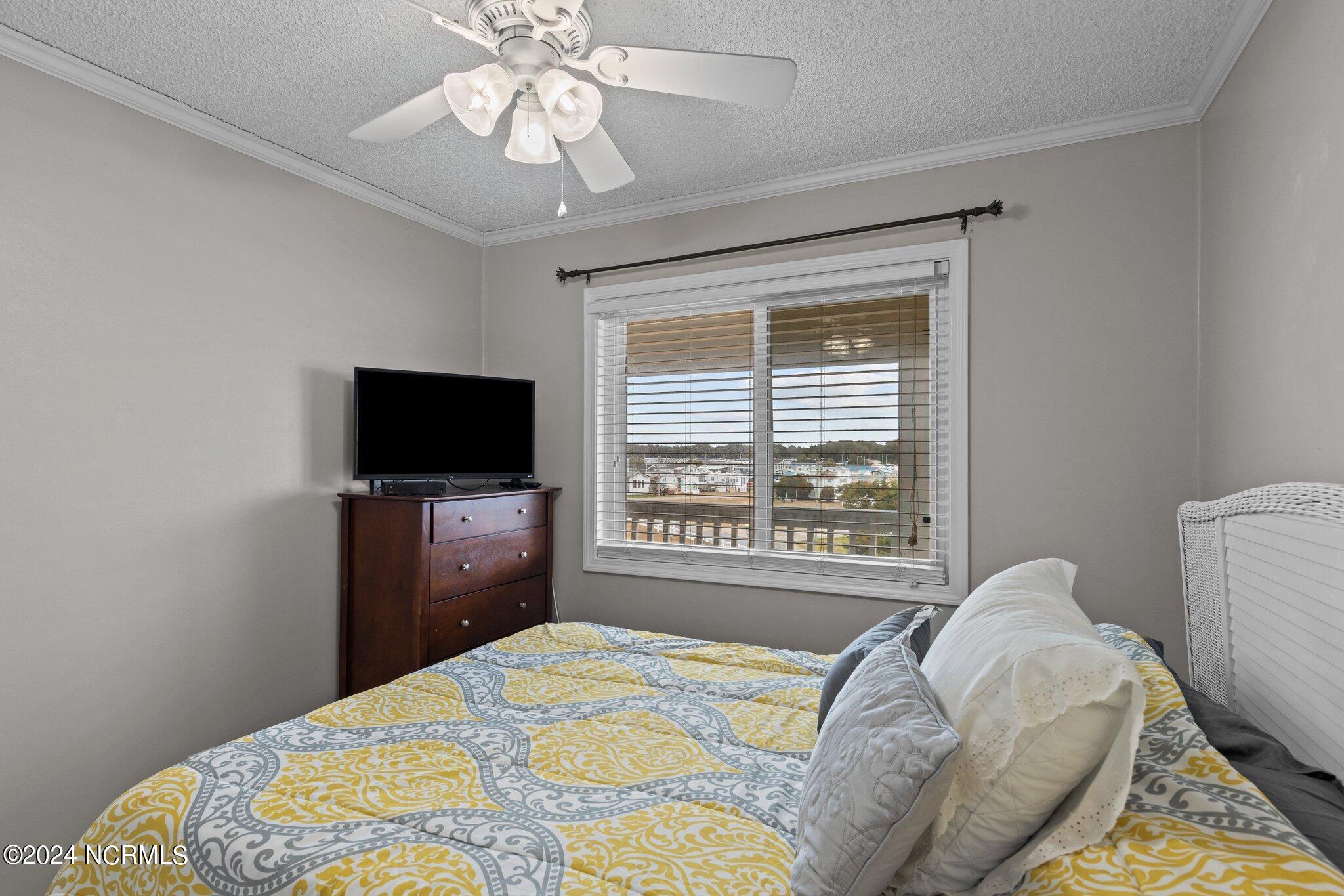 650 Cedar Point Boulevard B35 Property Photo 16