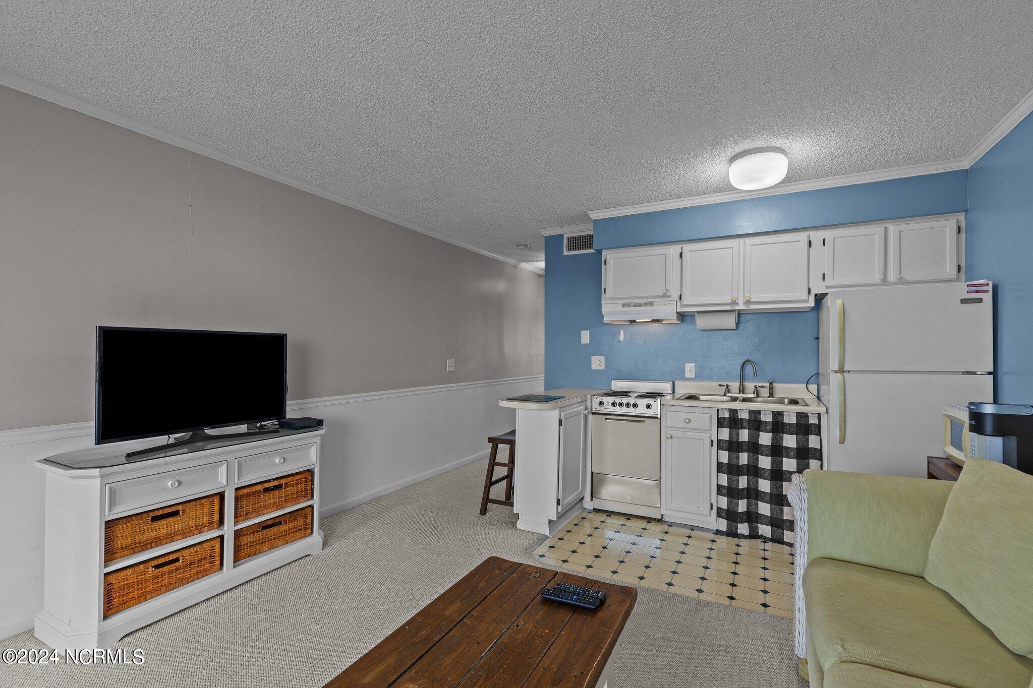 650 Cedar Point Boulevard B35 Property Photo 24