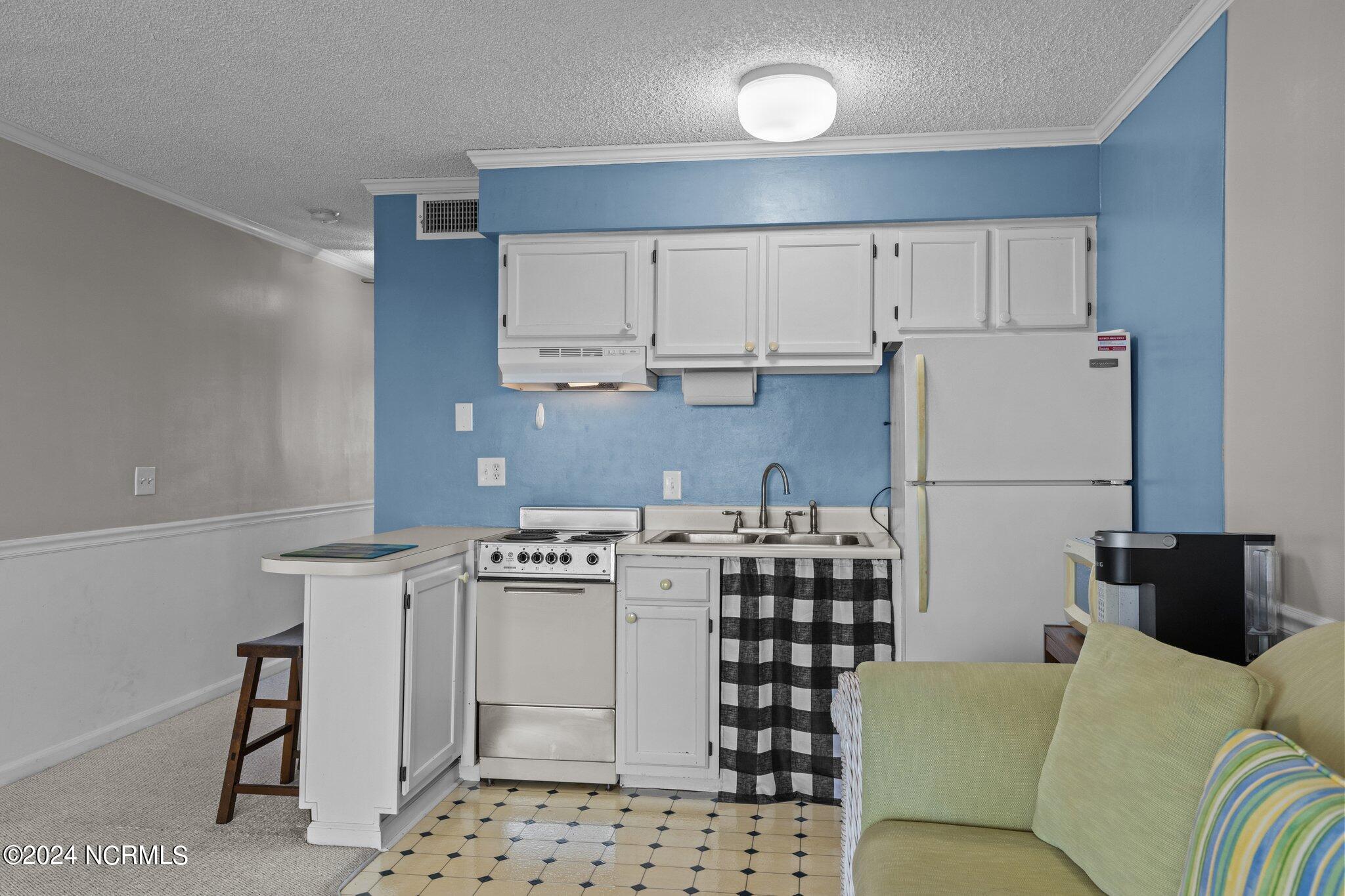 650 Cedar Point Boulevard B35 Property Photo 25
