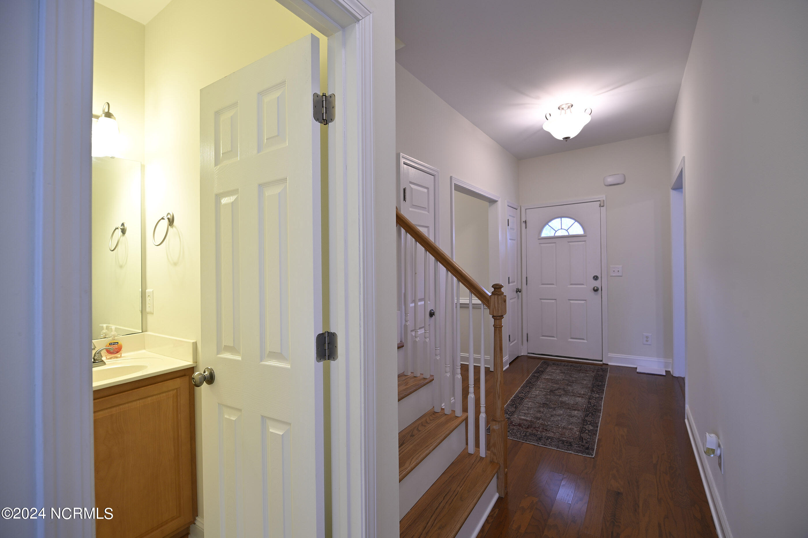 7118 Jennings Road Property Photo 8