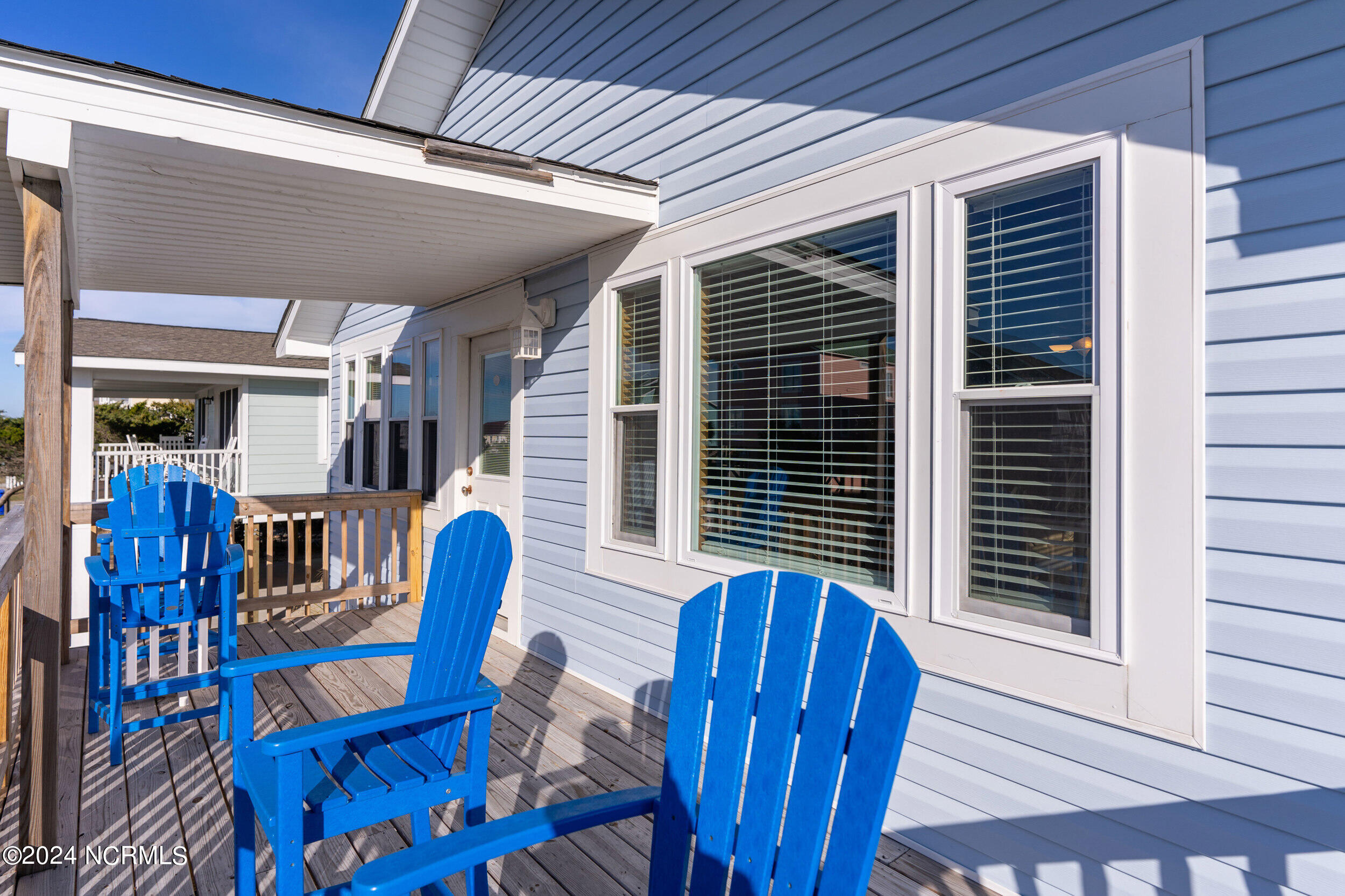 1606 E Beach Drive Property Photo 45