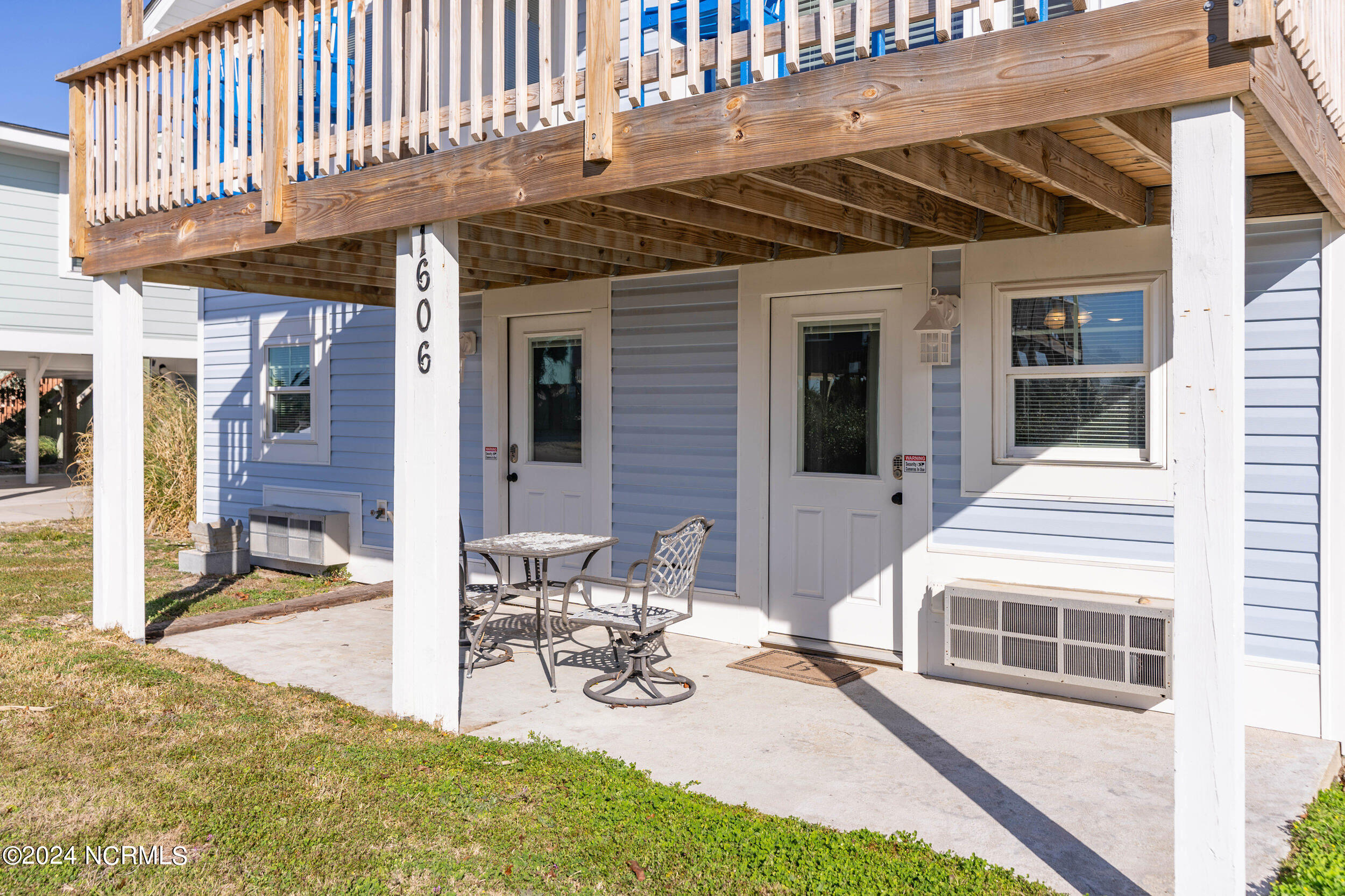 1606 E Beach Drive Property Photo 49