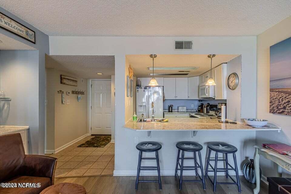 2000 New River Inlet Road 1109 Property Photo 7
