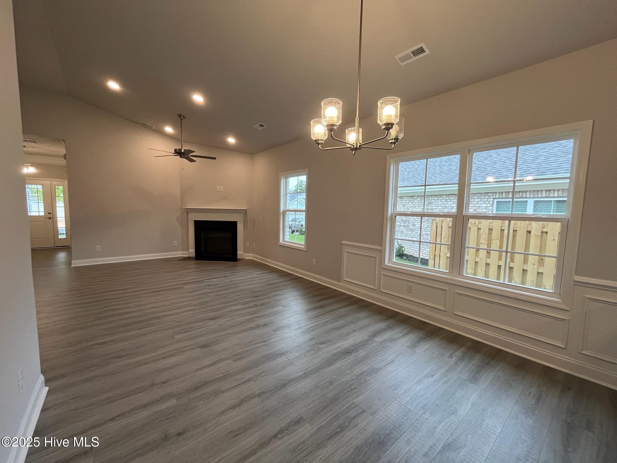 1204 Opaca Drive Se Property Photo 9