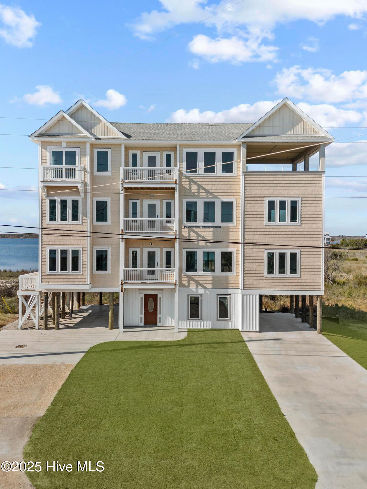 705 New River Inlet Road Property Photo 1