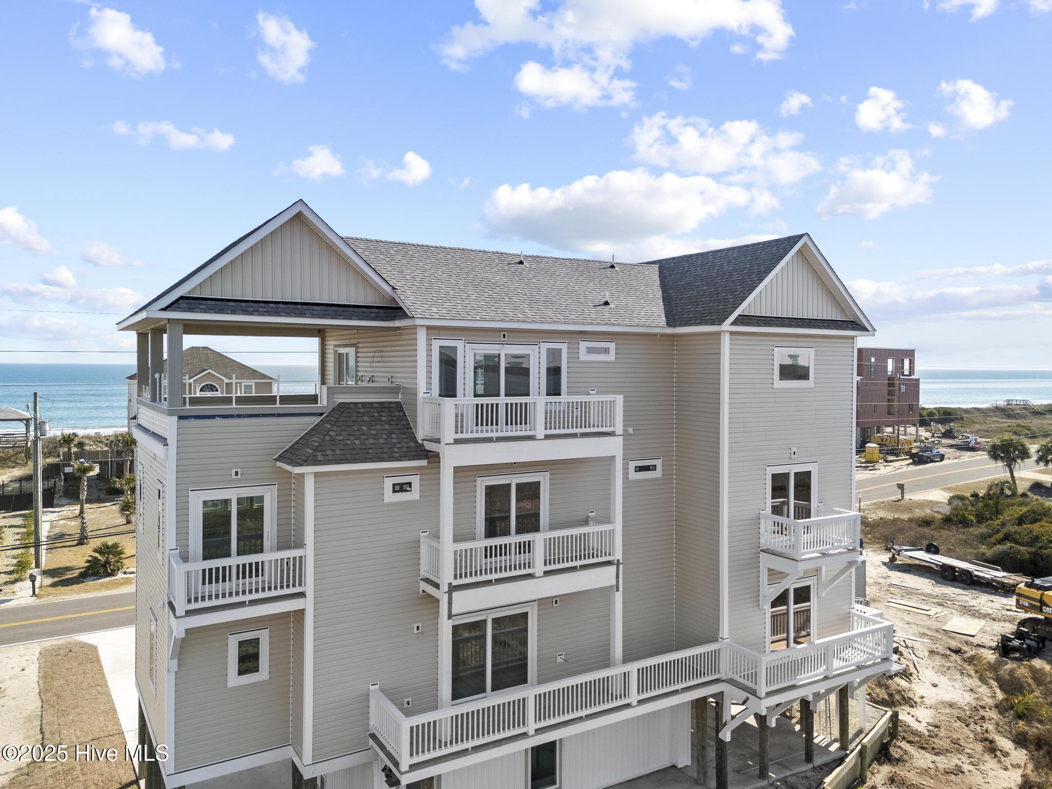 705 New River Inlet Road Property Photo 2