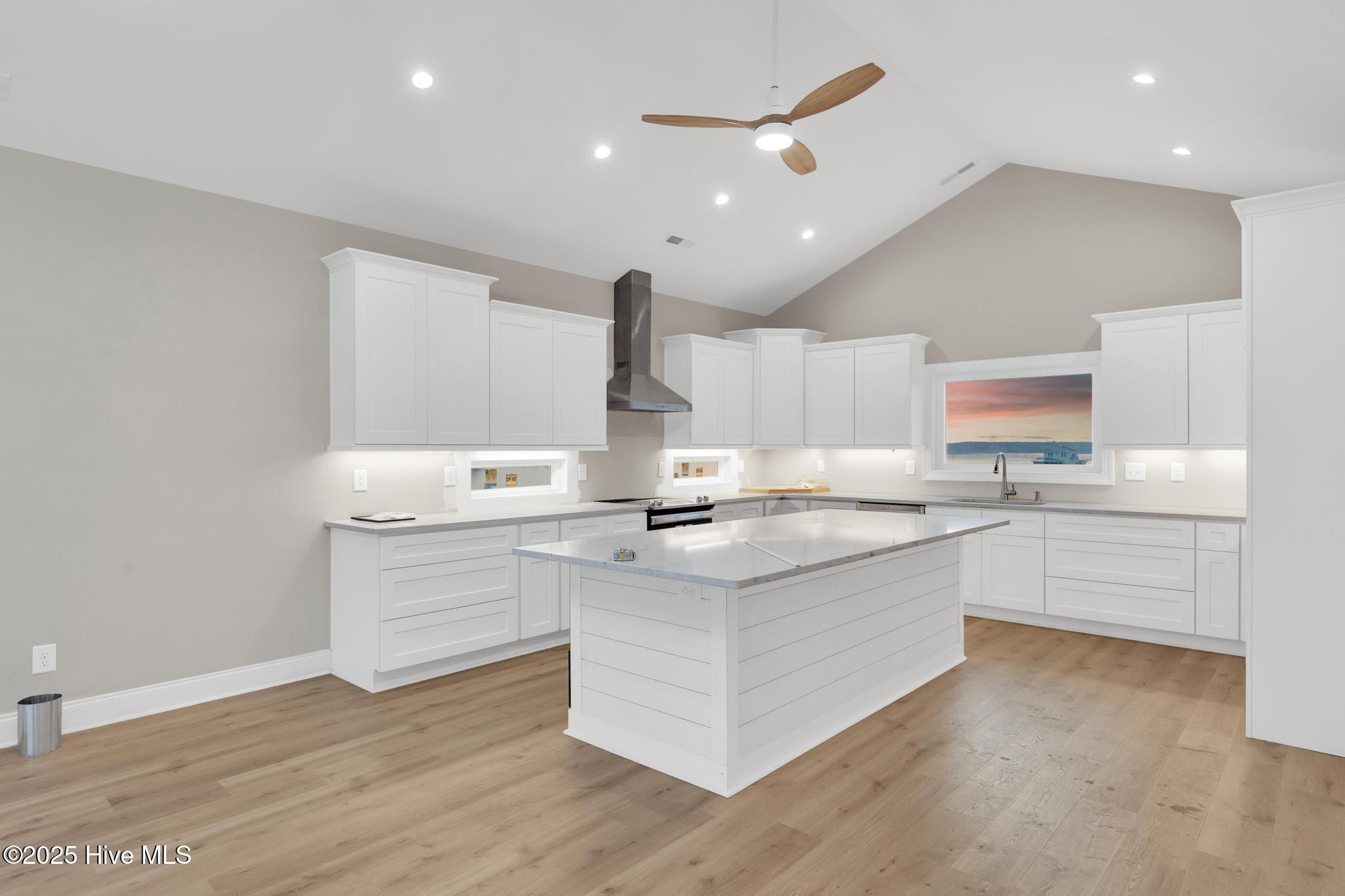 705 New River Inlet Road Property Photo 16