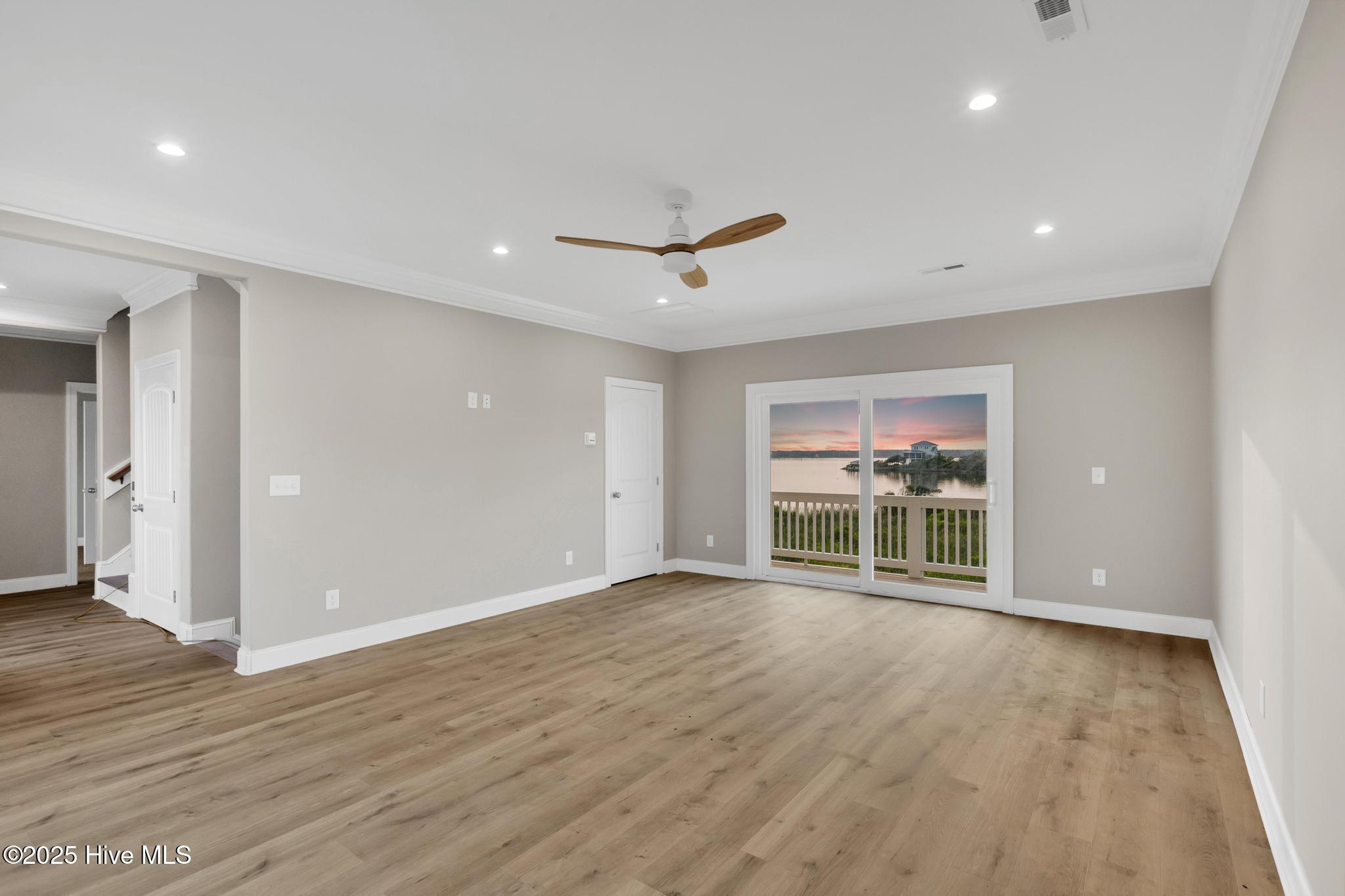 705 New River Inlet Road Property Photo 34