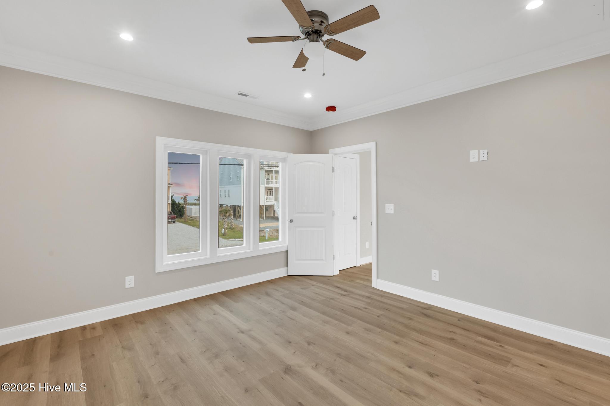705 New River Inlet Road Property Photo 36