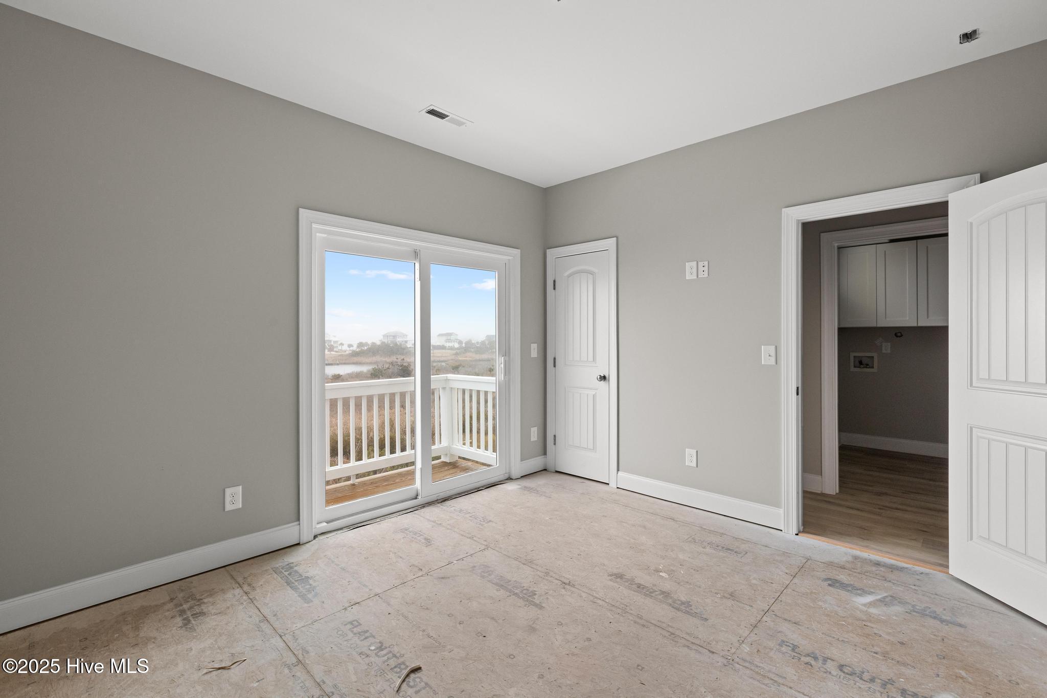 705 New River Inlet Road Property Photo 40