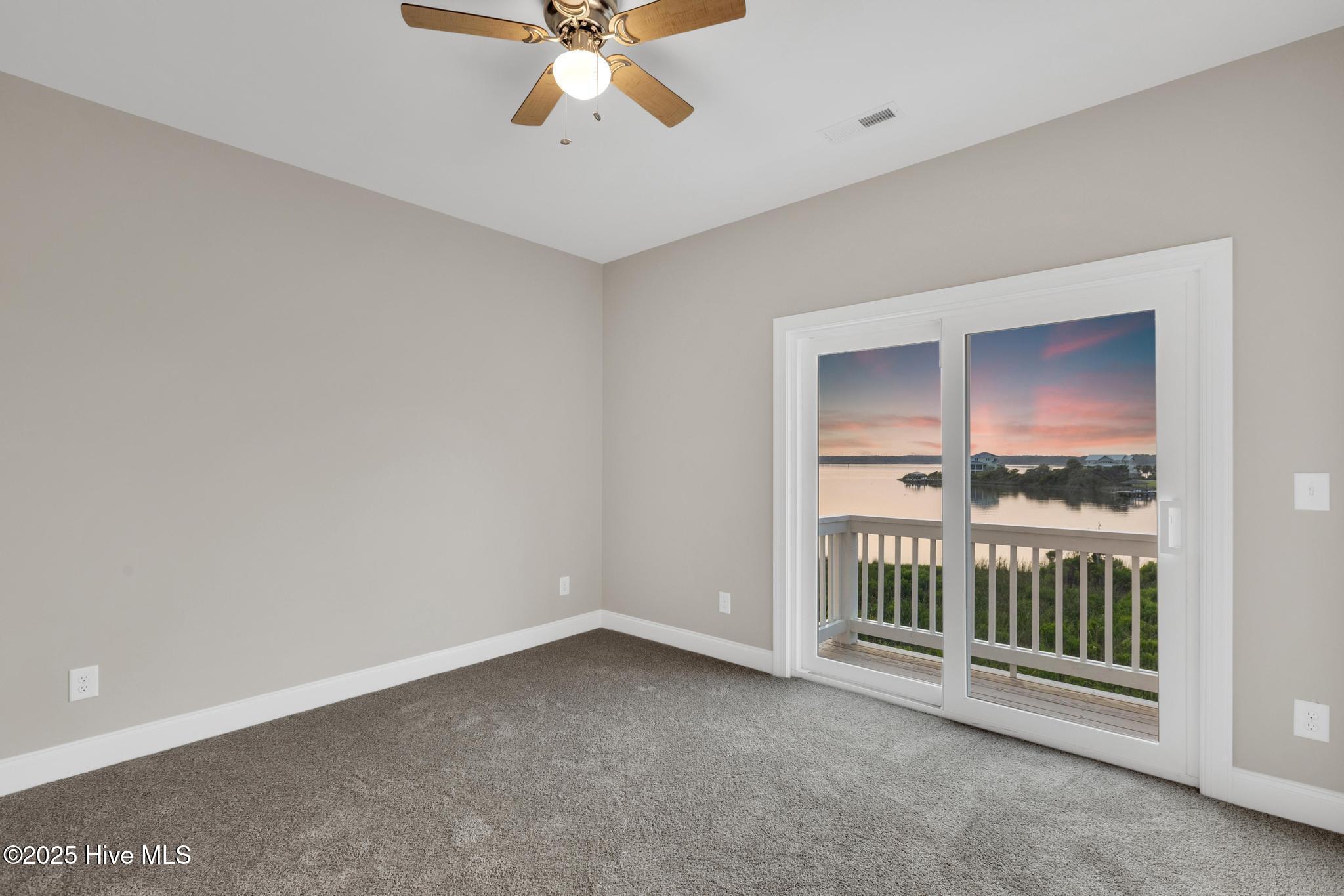 705 New River Inlet Road Property Photo 54