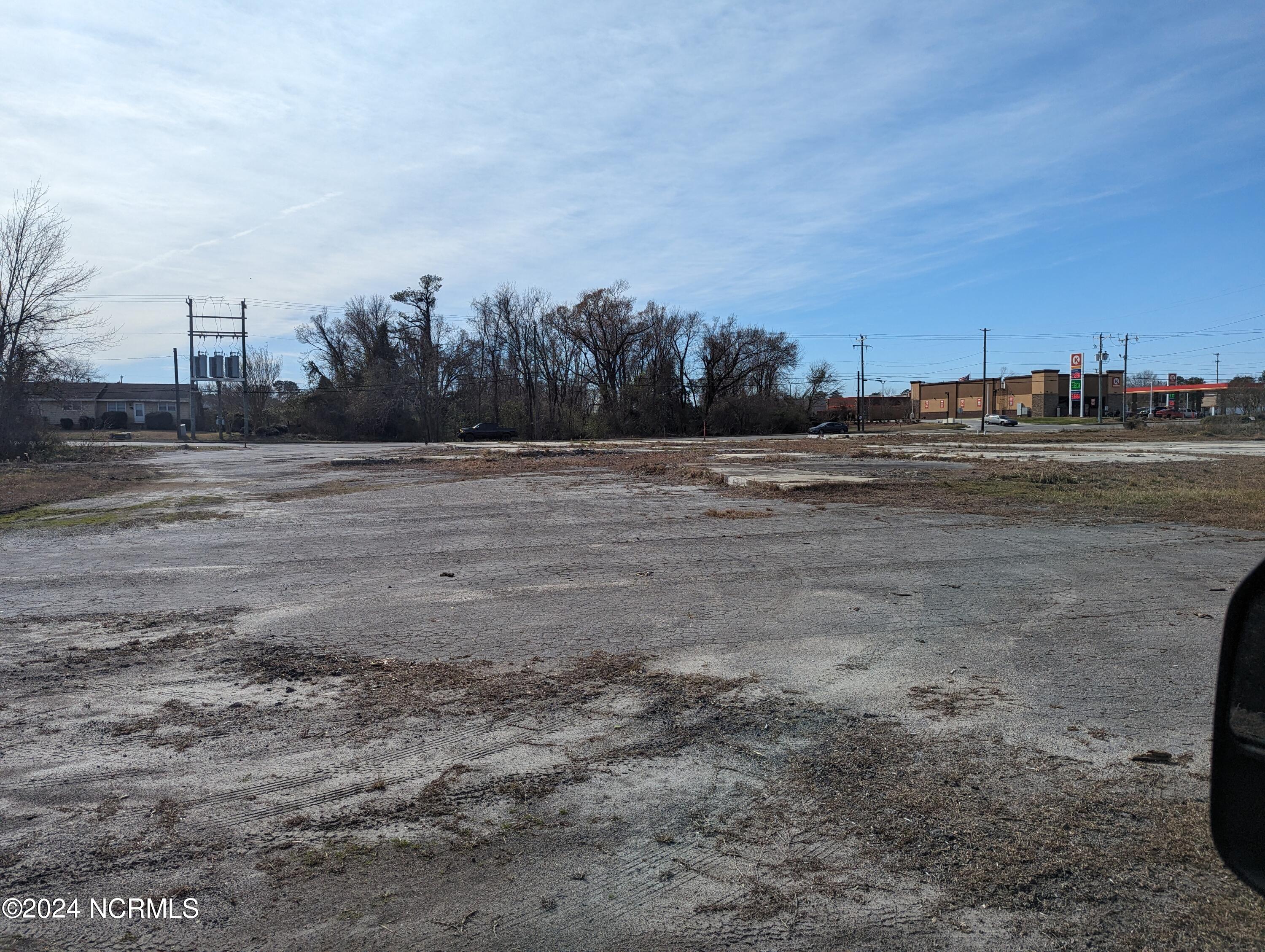 2314 Onslow Drive Property Photo 10