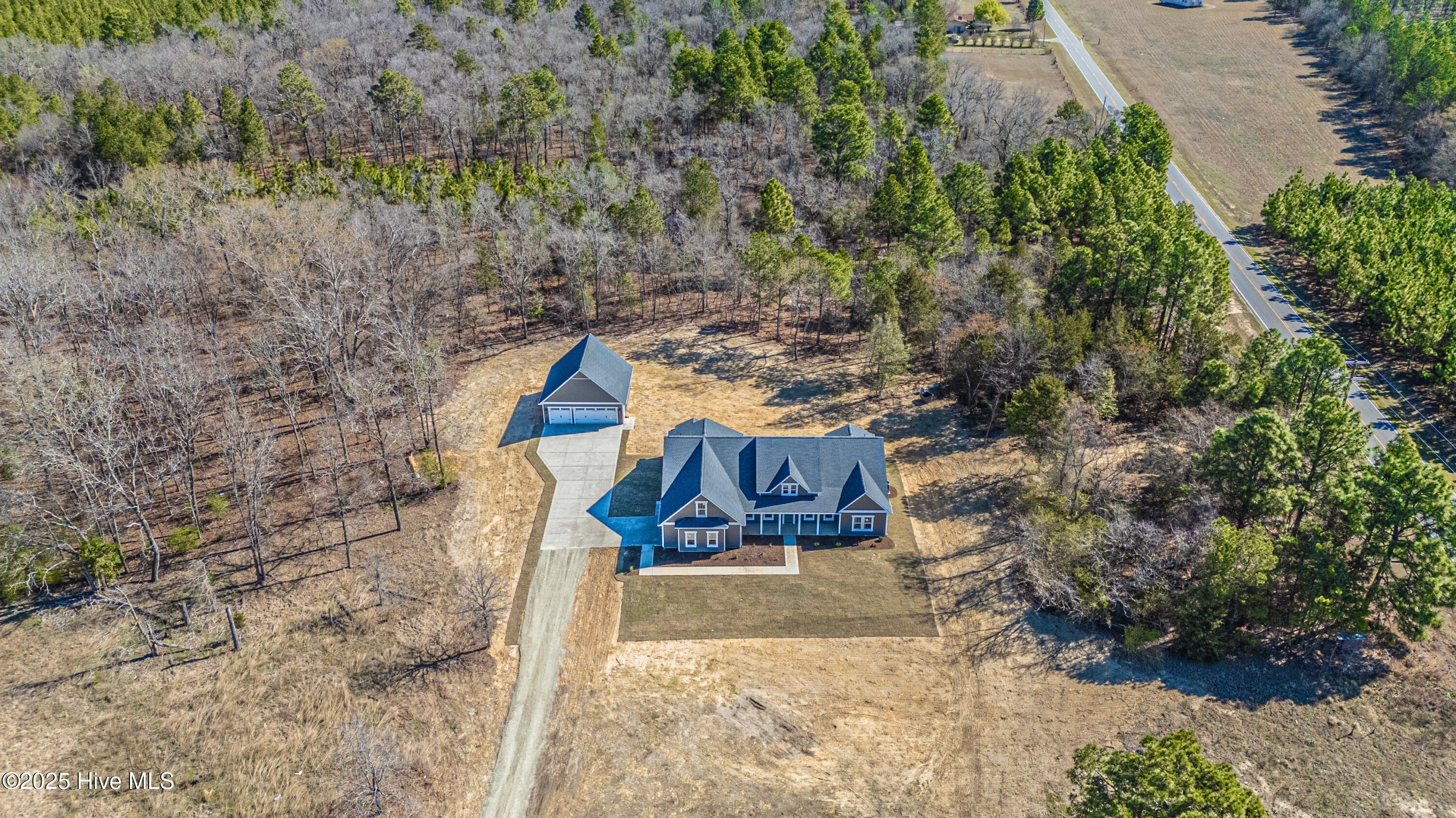 104 Fox Den Road Property Photo 2