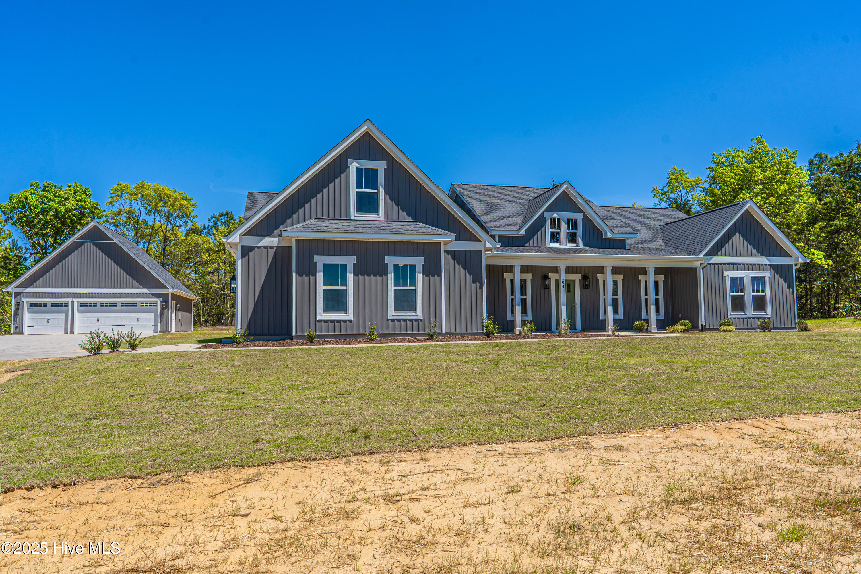 104 Fox Den Road Property Photo 3