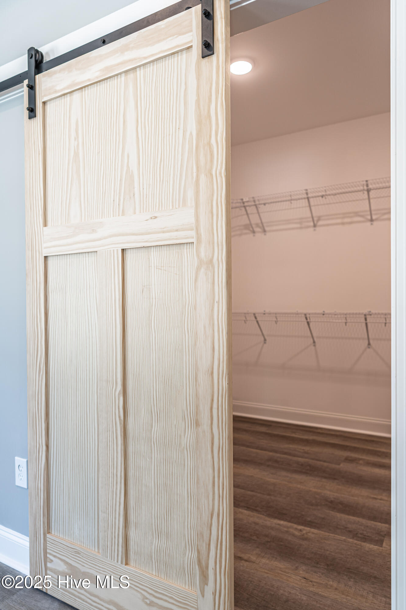 104 Fox Den Road Property Photo 14