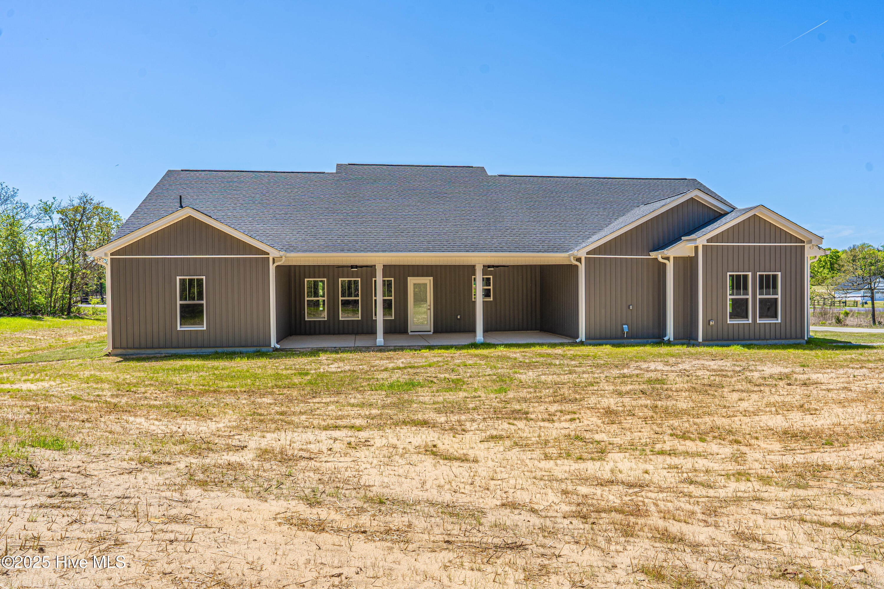 104 Fox Den Road Property Photo 25