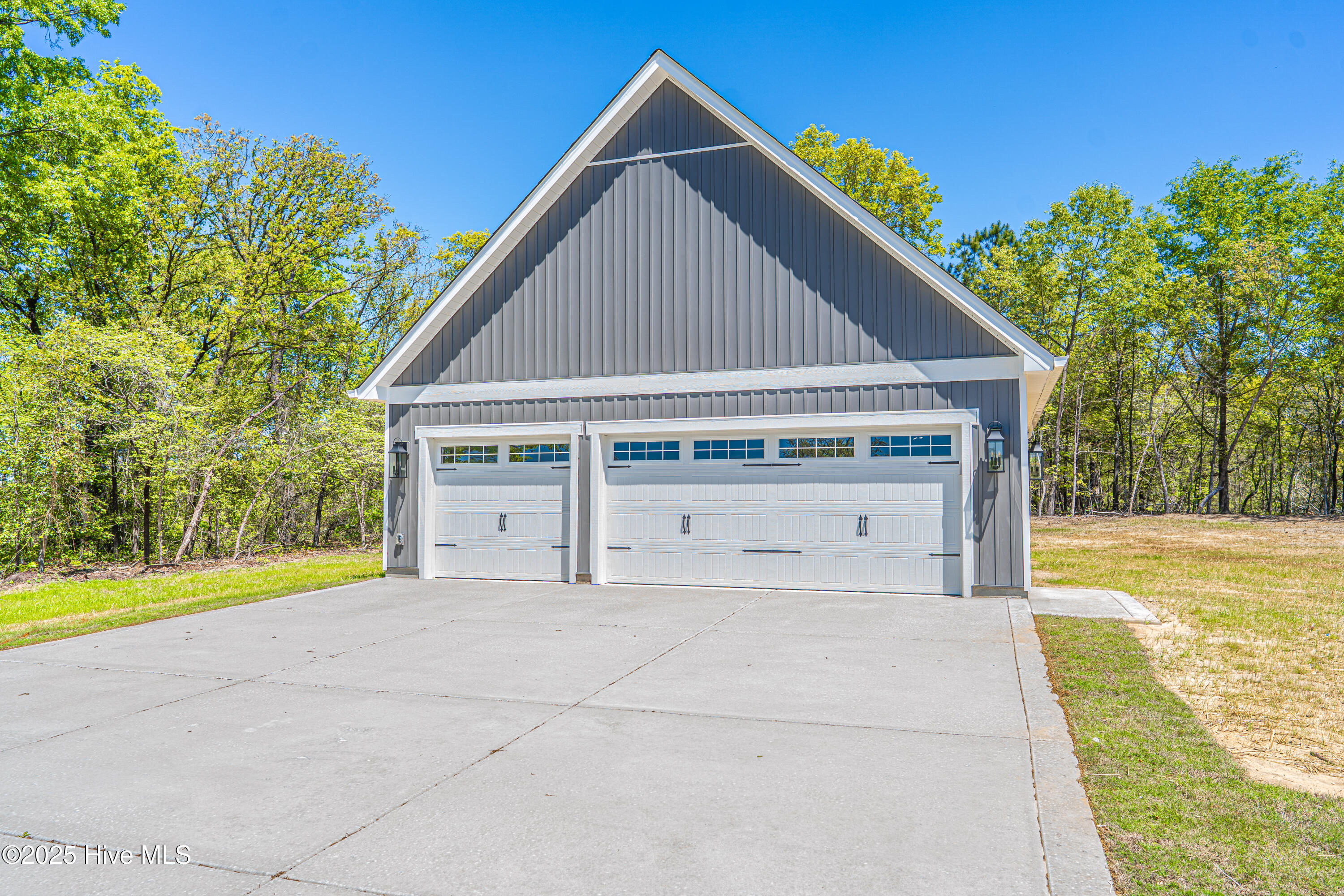 104 Fox Den Road Property Photo 27