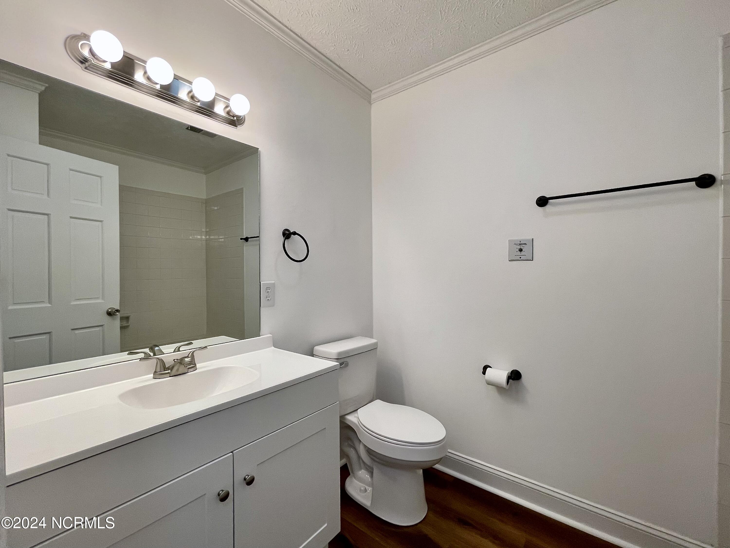 407 W College Street A Property Photo 17