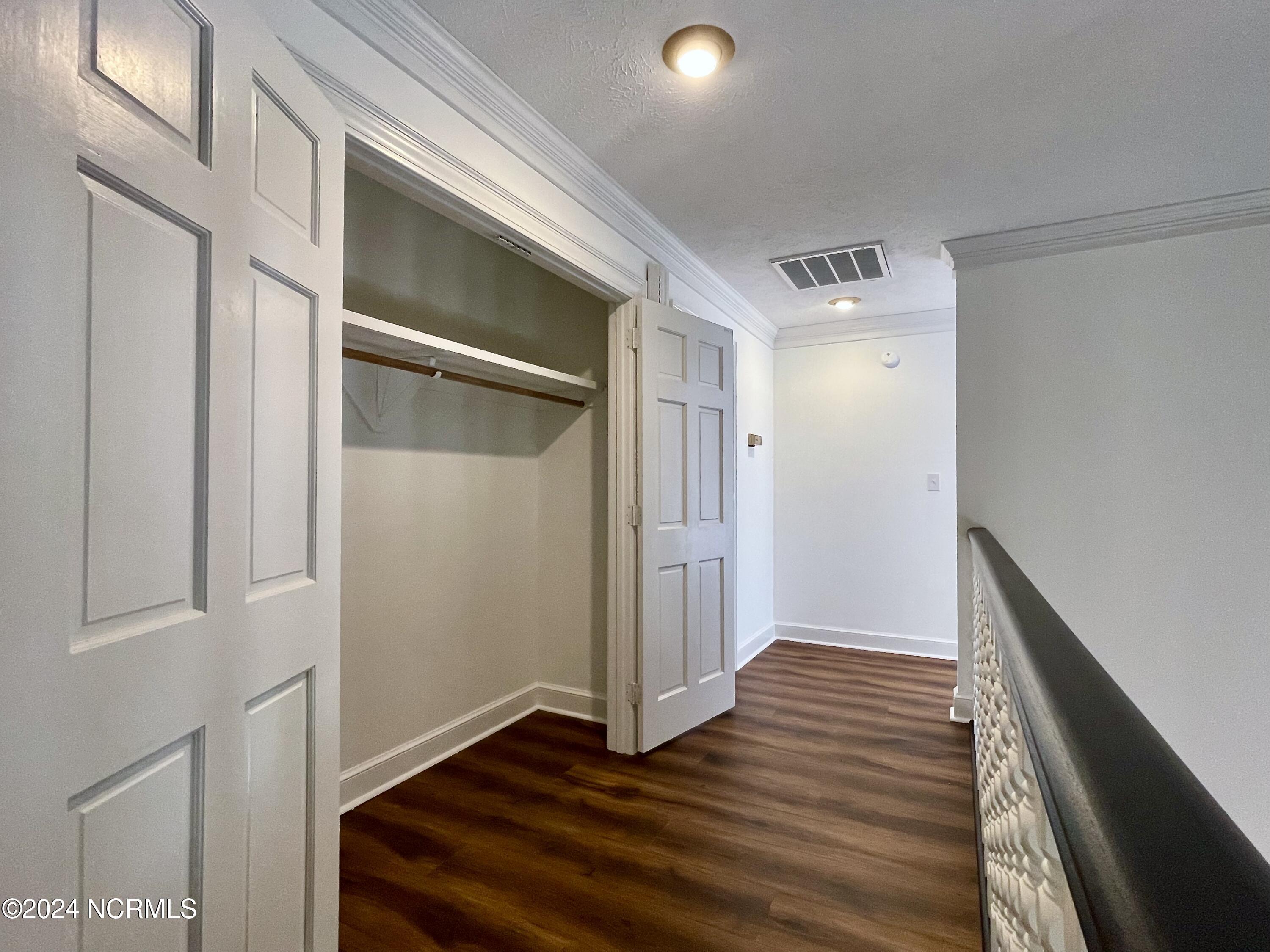 407 W College Street A Property Photo 25