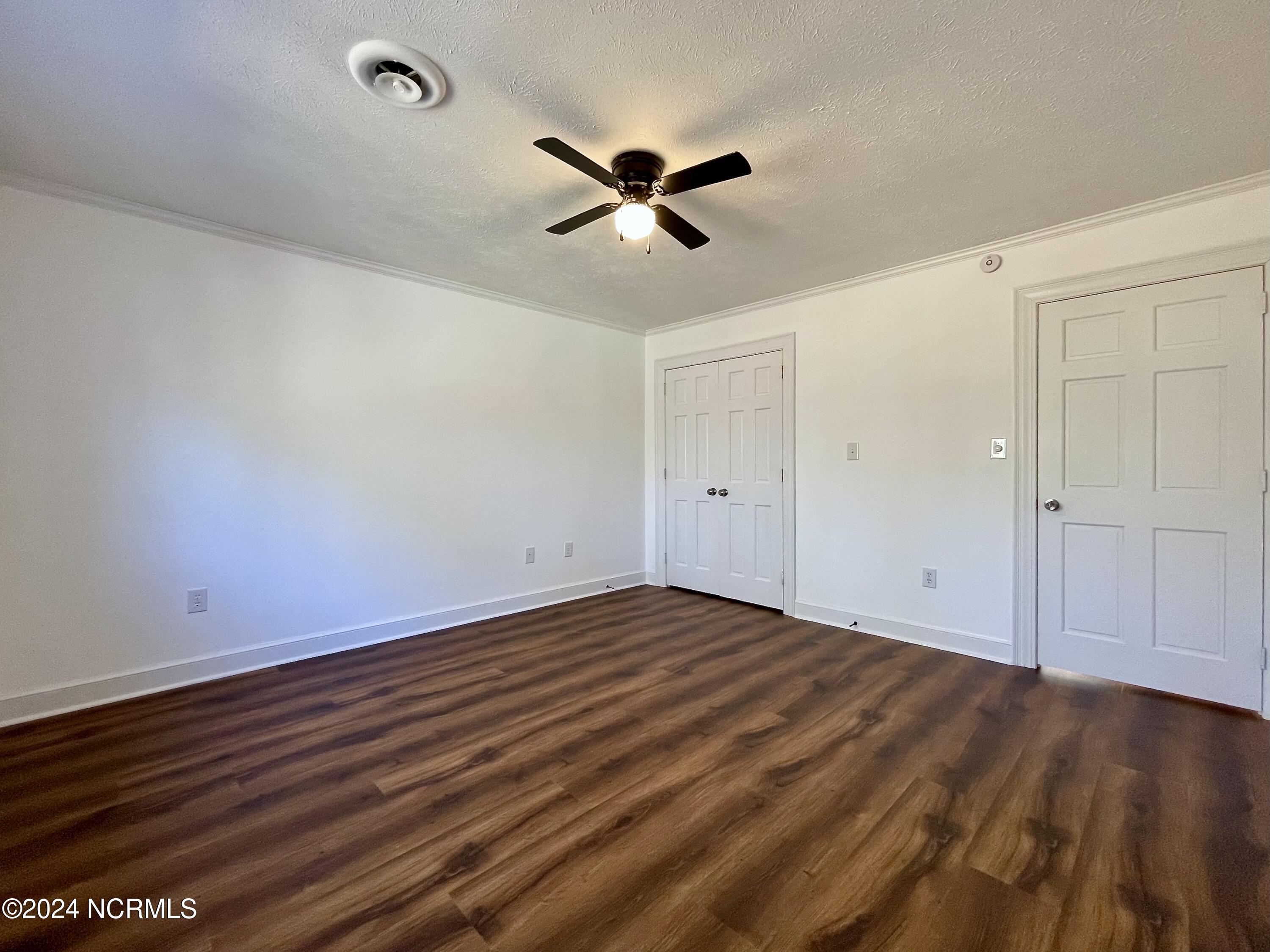 407 W College Street A Property Photo 28