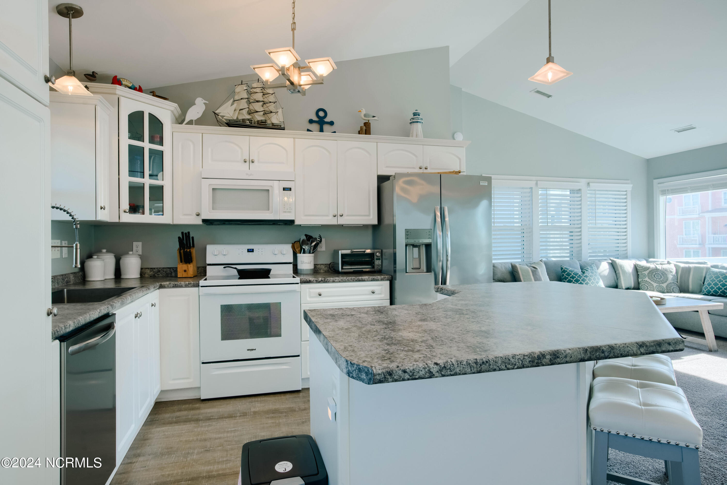 20 Porpoise Place Property Photo 3