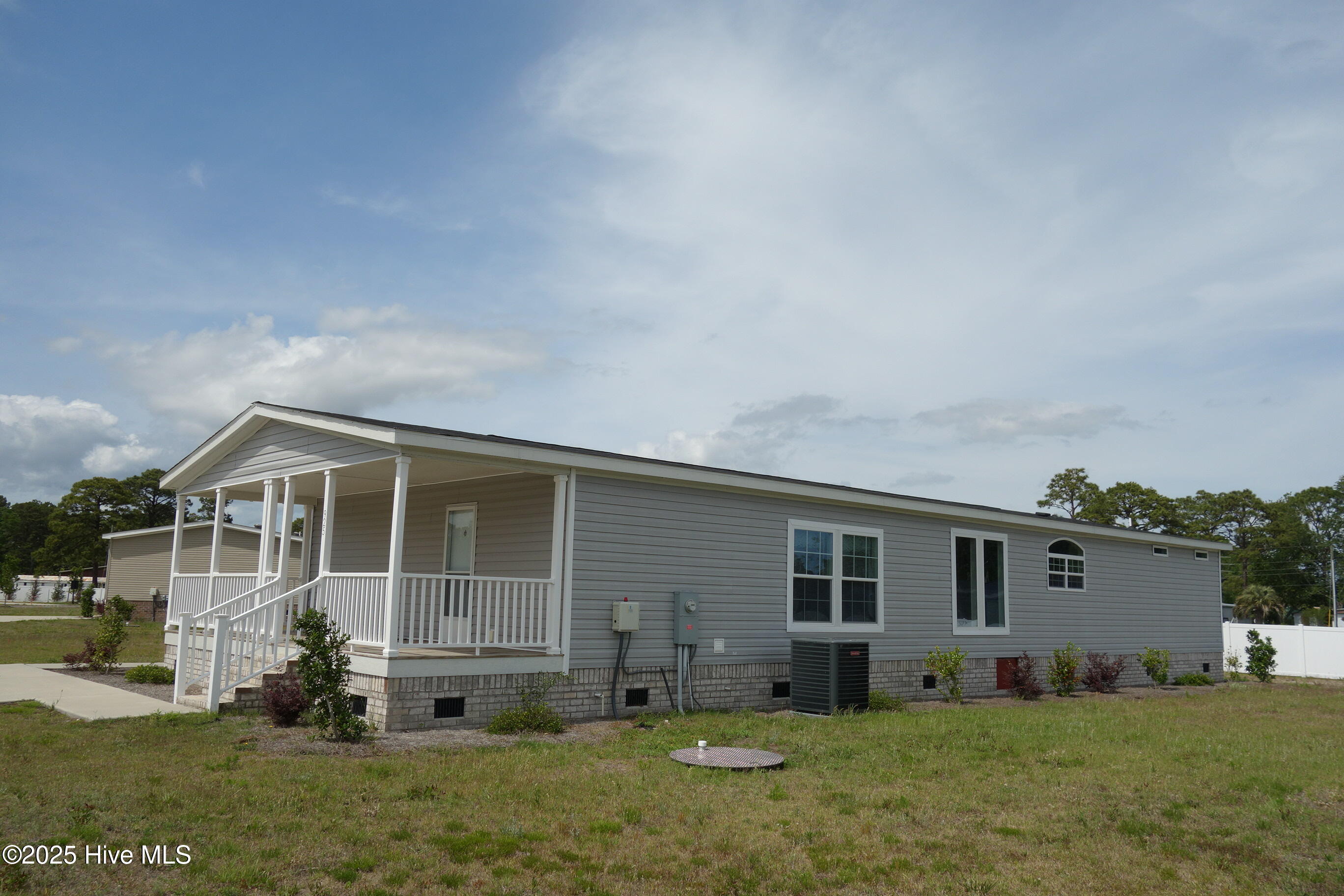 925 Willow Place Property Photo 34