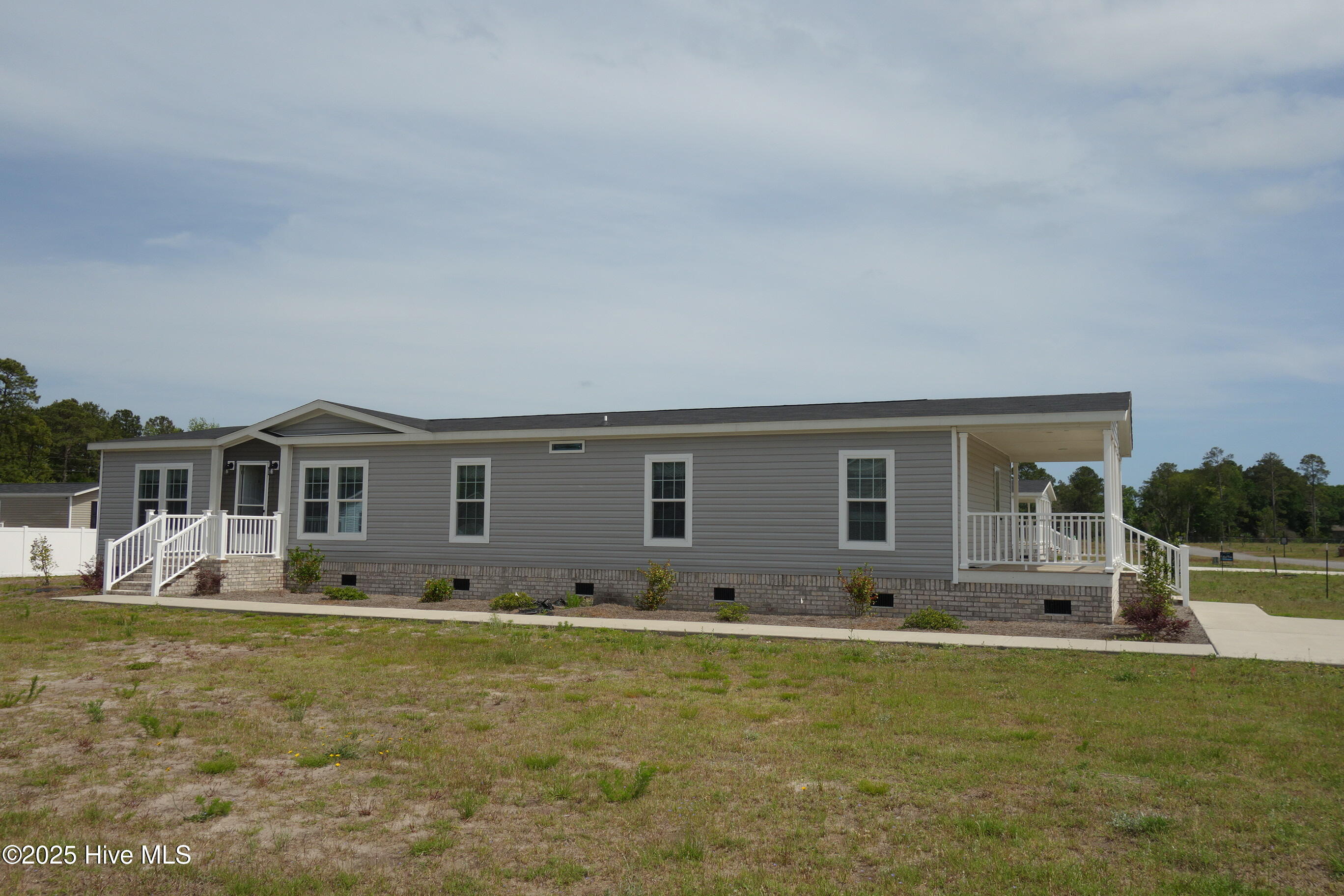 925 Willow Place Property Photo 35