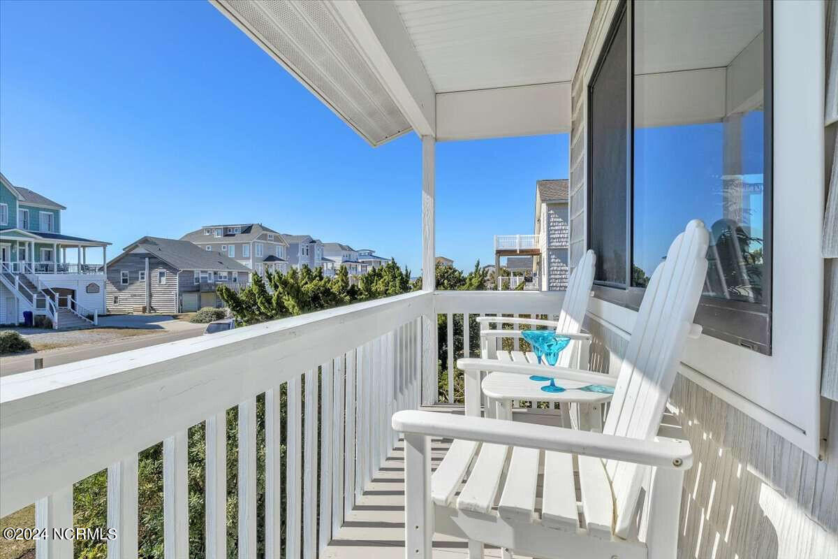 6602 W Beach Drive Property Photo 10
