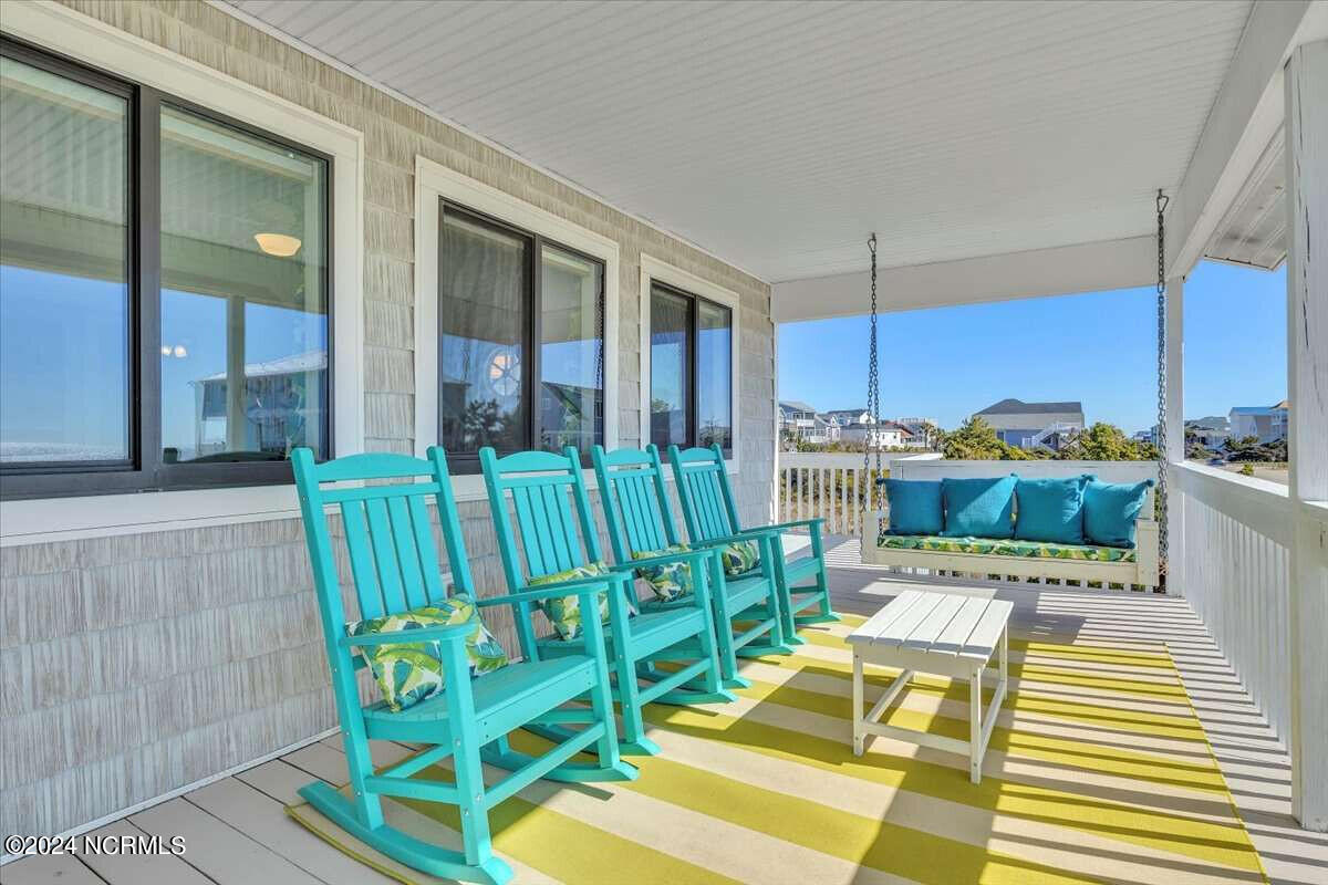 6602 W Beach Drive Property Photo 11
