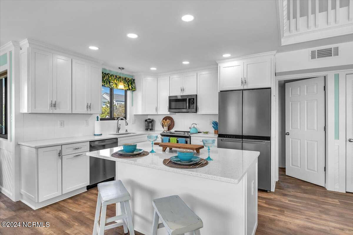 6602 W Beach Drive Property Photo 16
