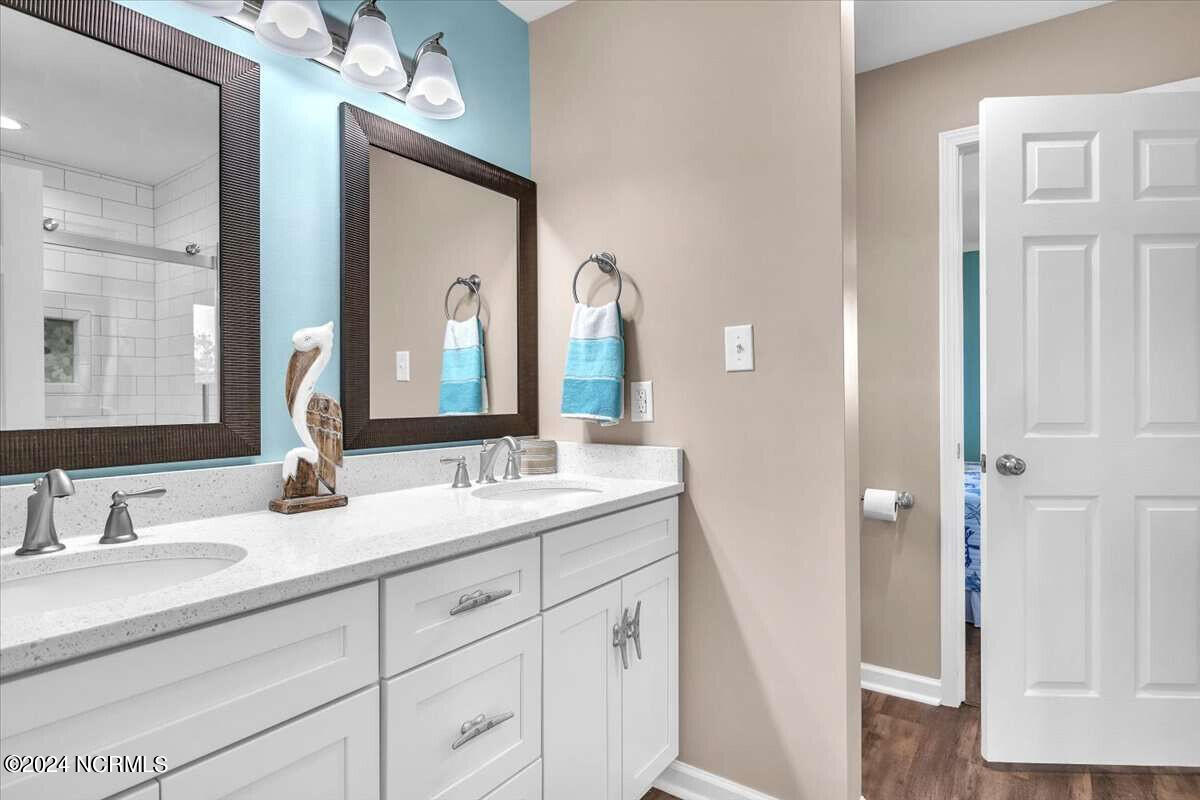 6602 W Beach Drive Property Photo 28